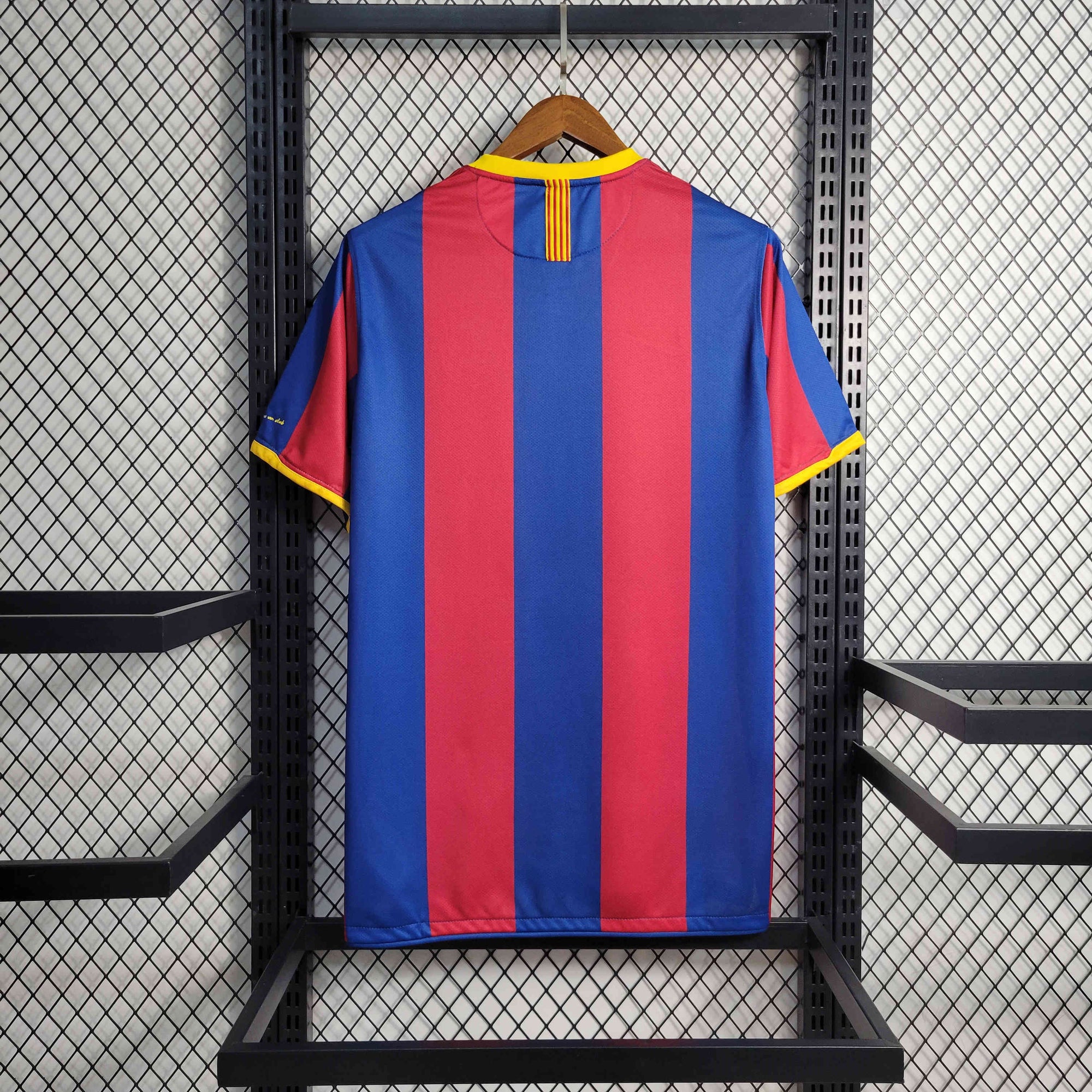 Retro Barcelona 2010/11 home