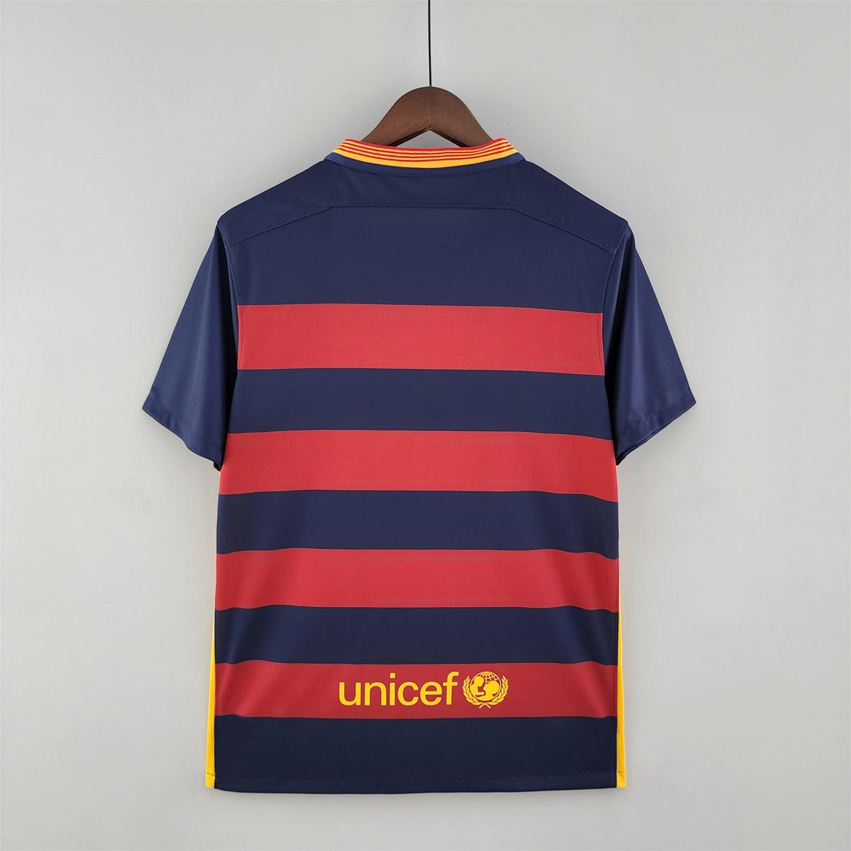 Retro 2015/16 Barcelona home