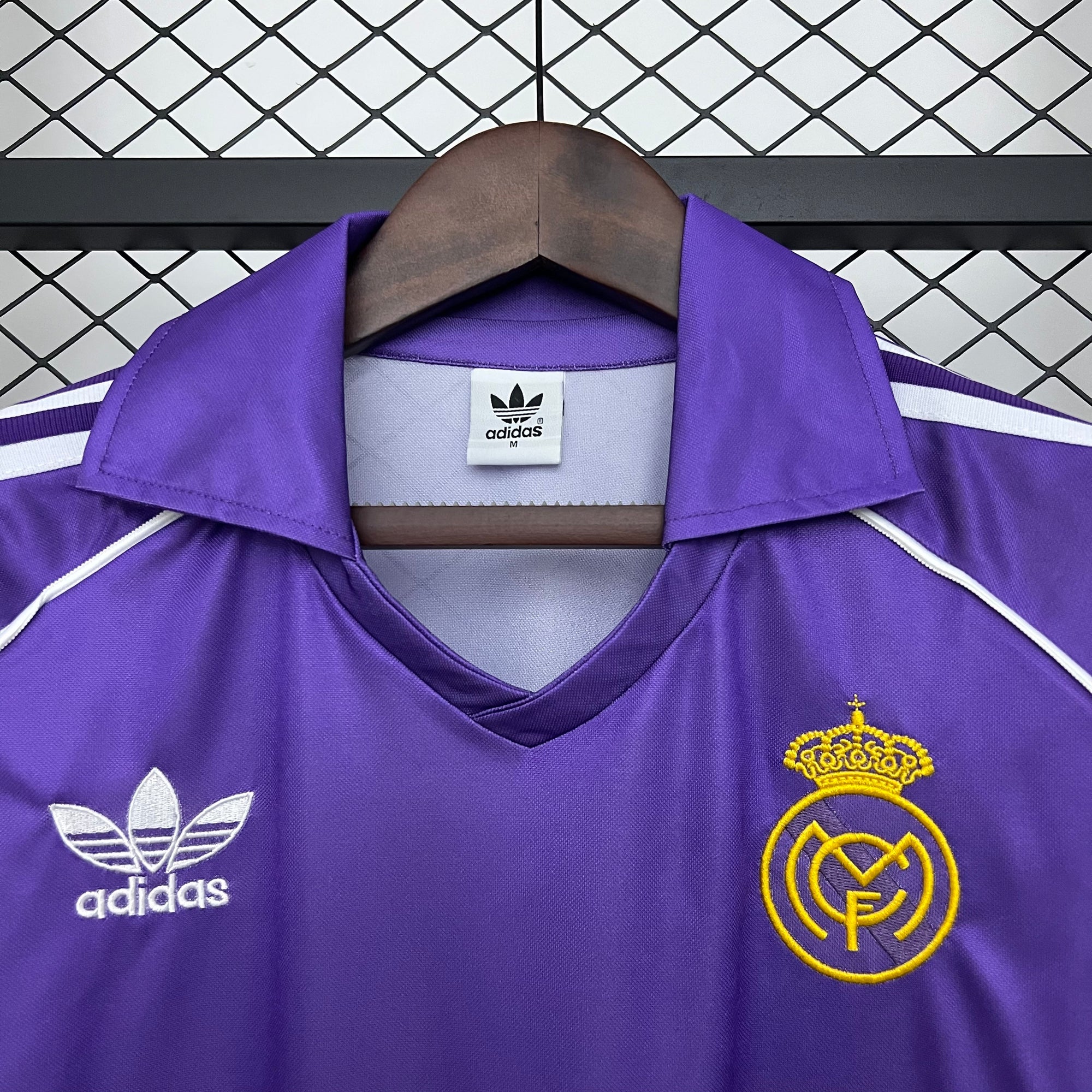 Retro Real Madrid 1984/85 Away