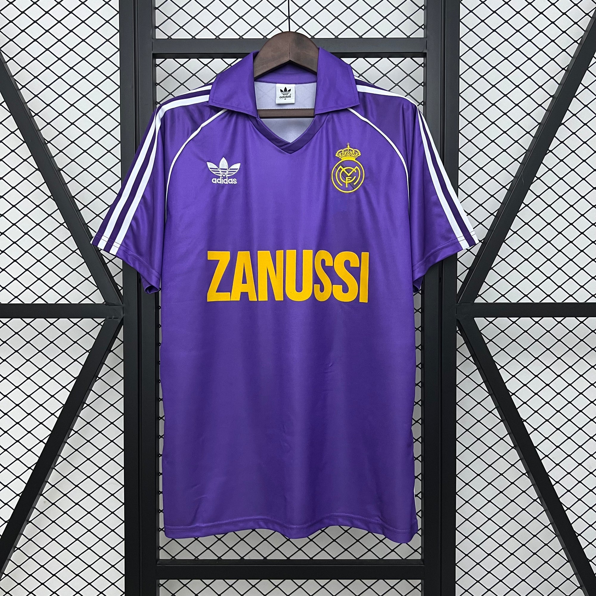 Retro Real Madrid 1984/85 Away