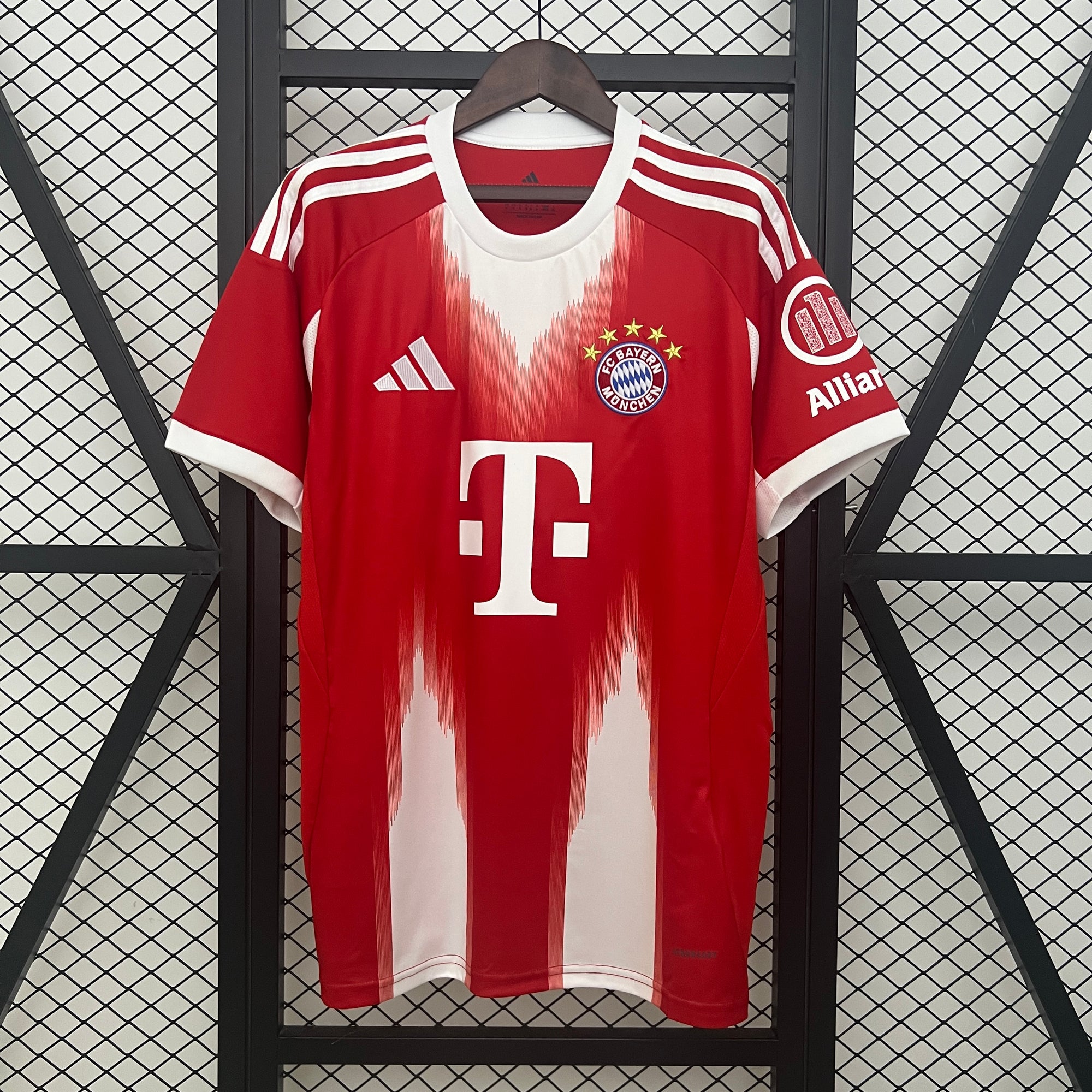 FC Bayern München Jersey 2025/26-(Custom Name & Number)