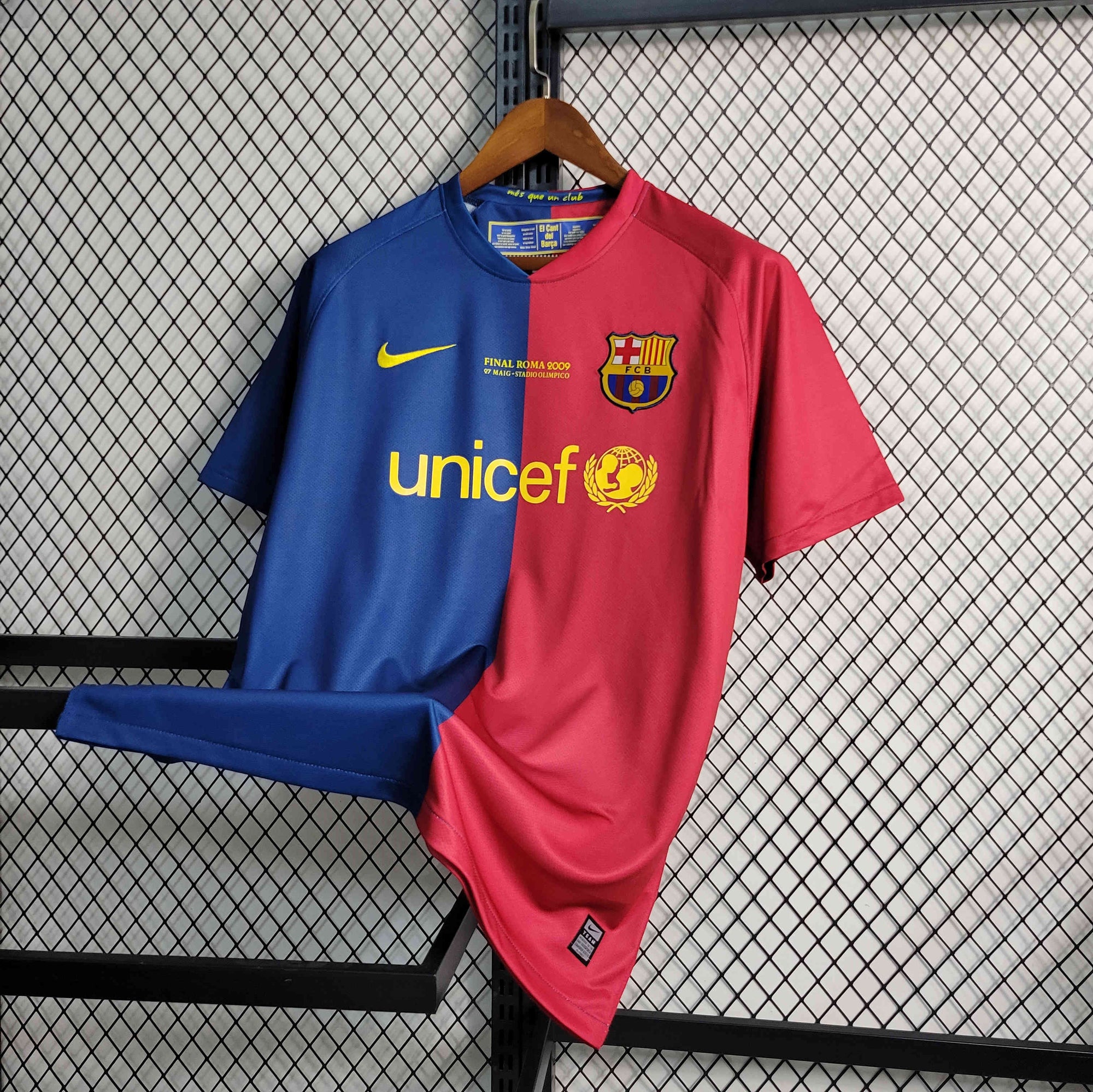 Retro 2008-09 Barcelona Home