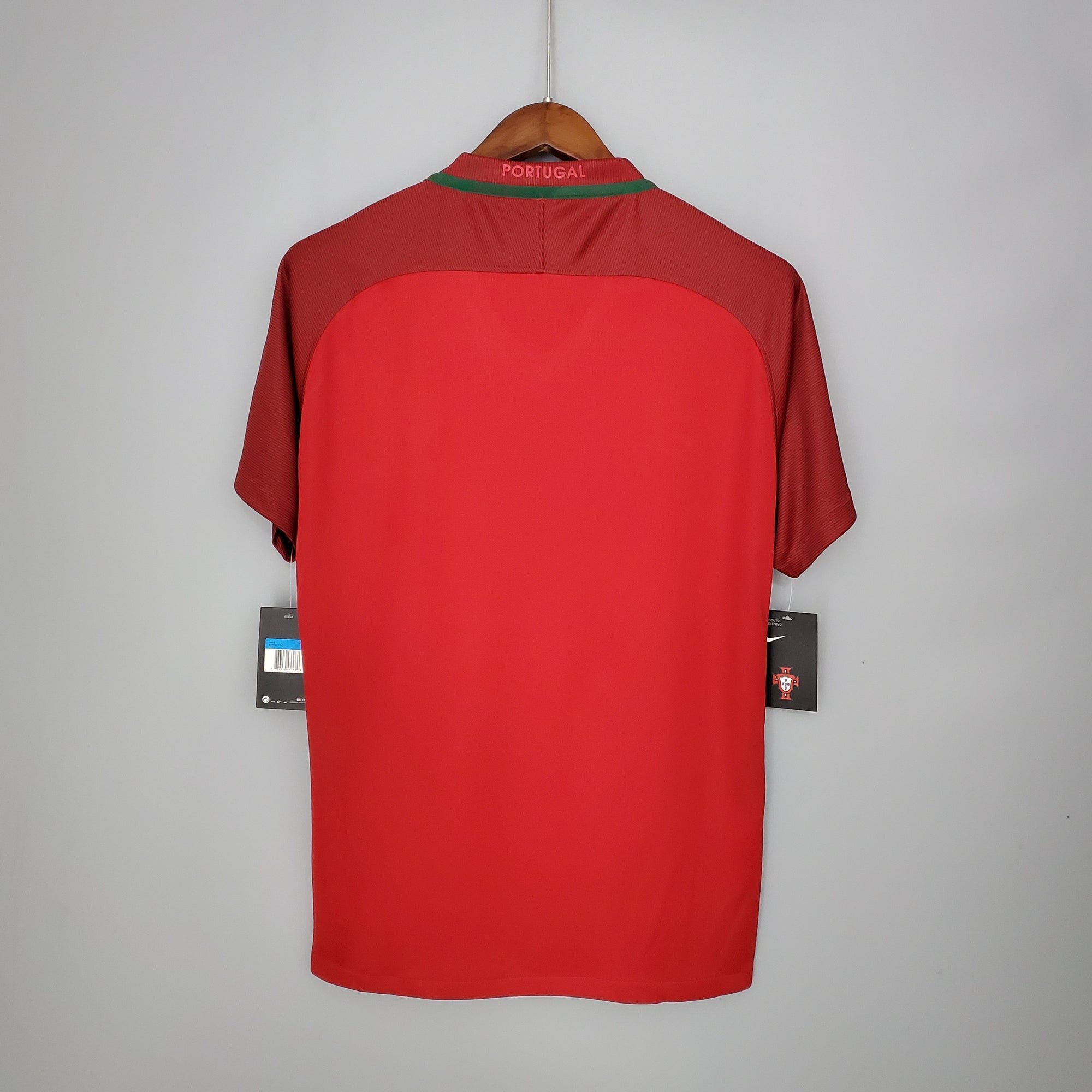 Retro Portugal 2016 home