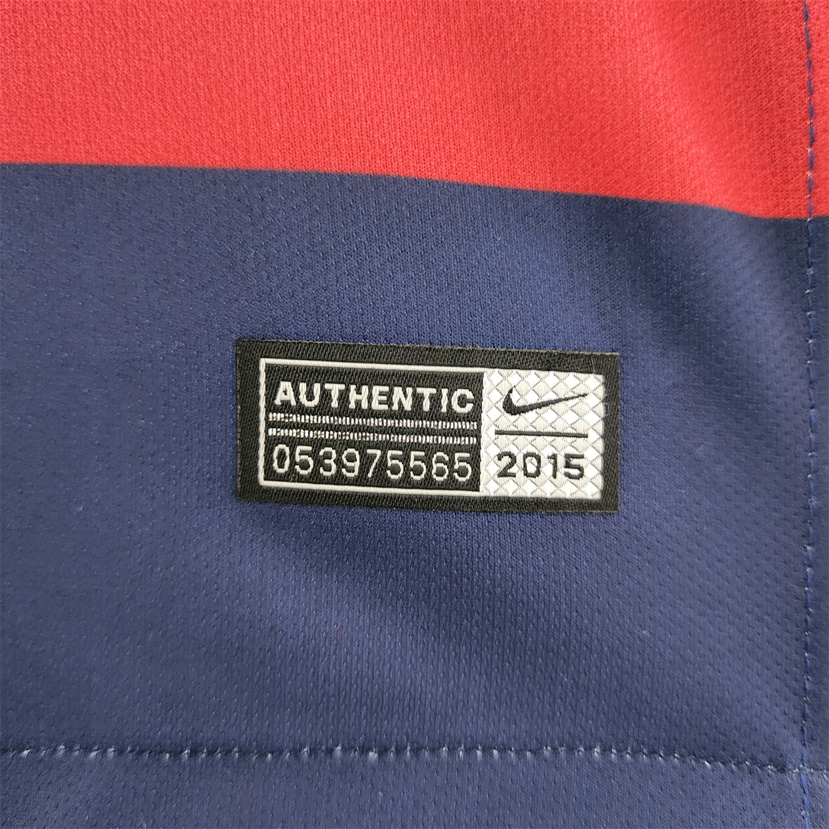 Retro 2015/16 Barcelona home