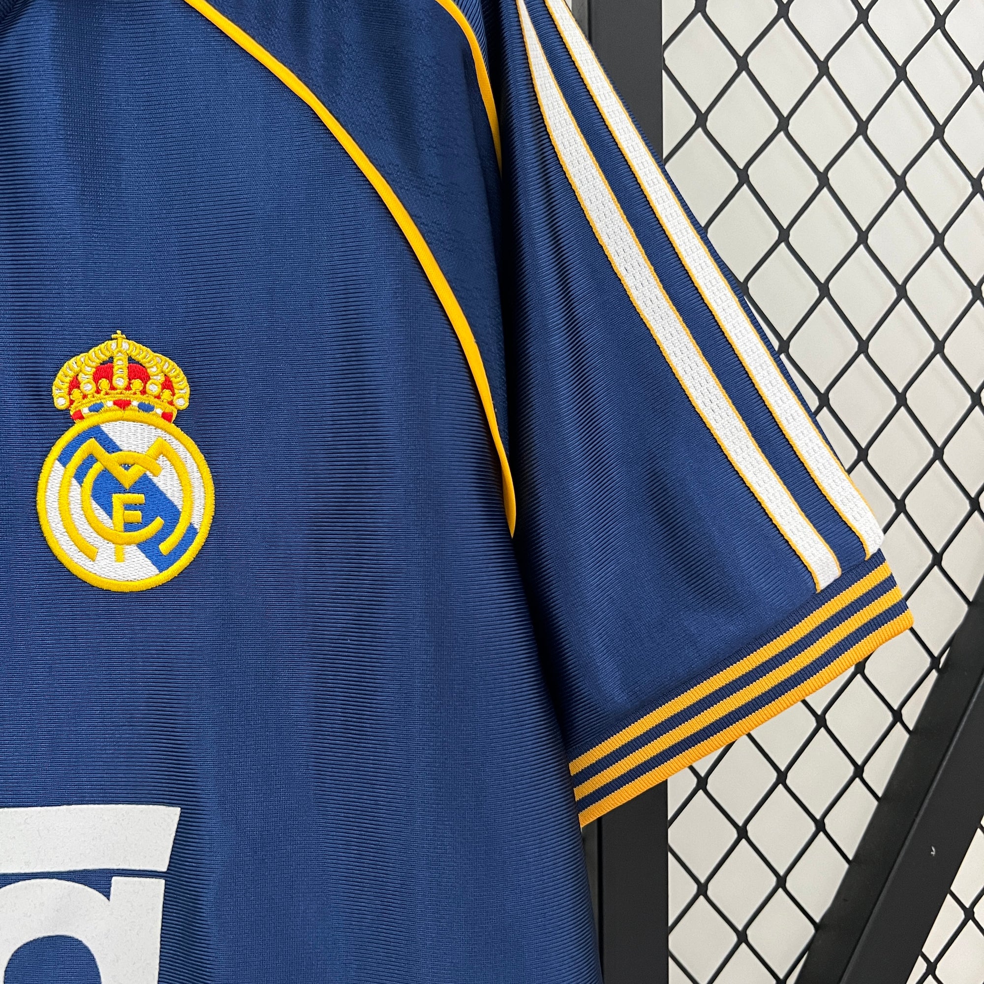 Retro Real Madrid 1998/2000 Third Away