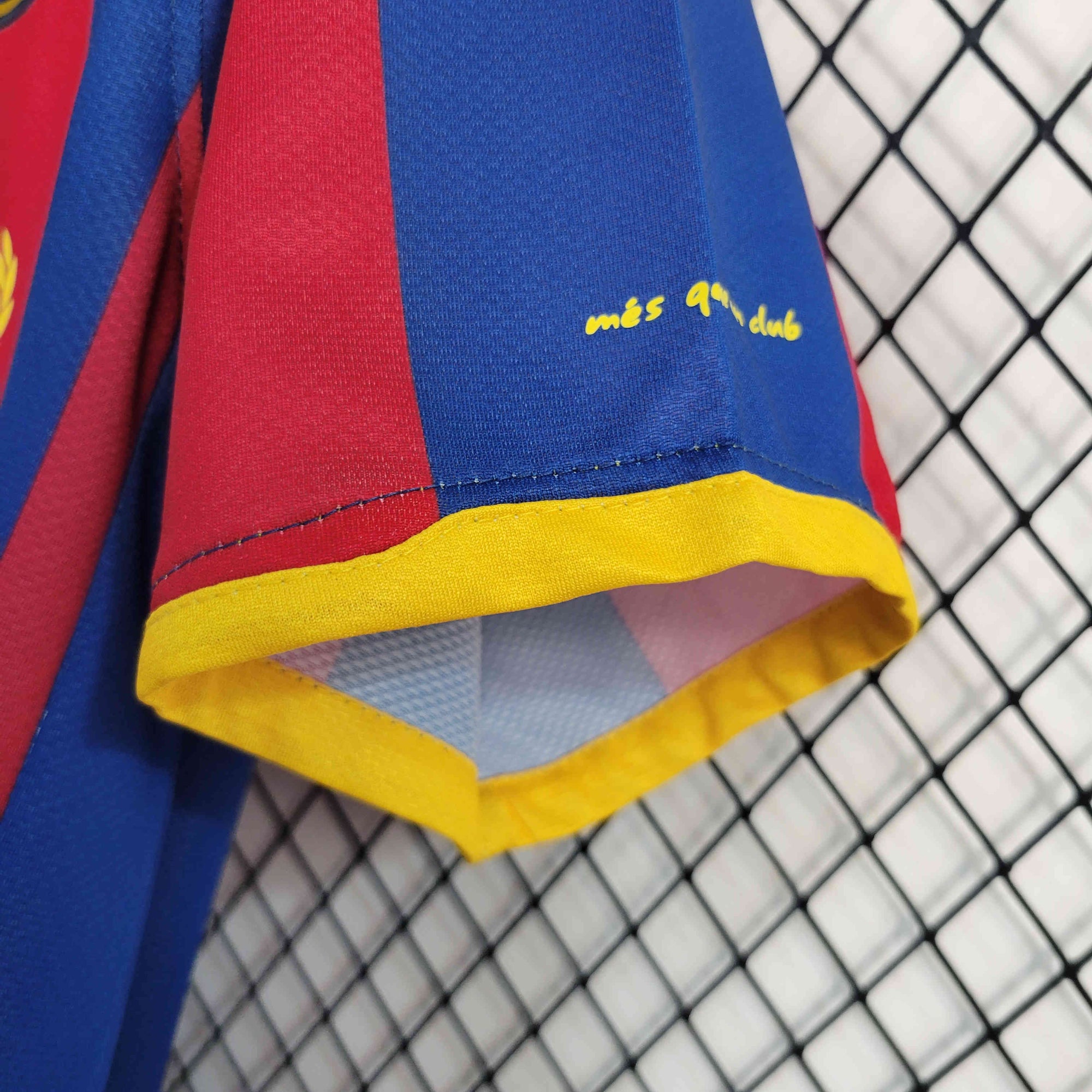 Retro Barcelona 2010/11 home