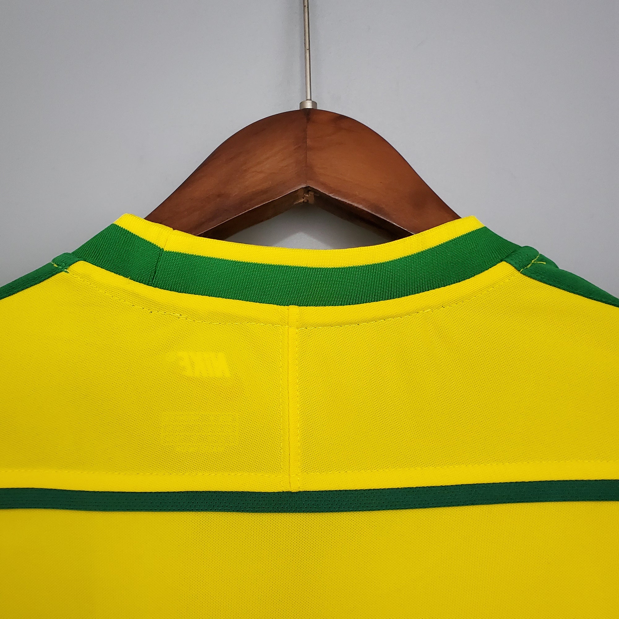 Retro Brazil 1998 home