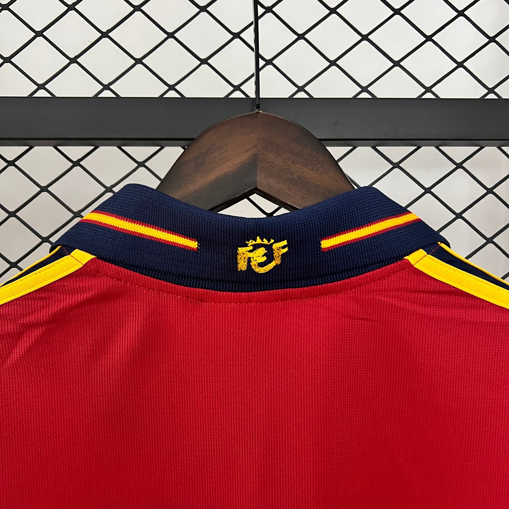 Retro Spain 2000 Home