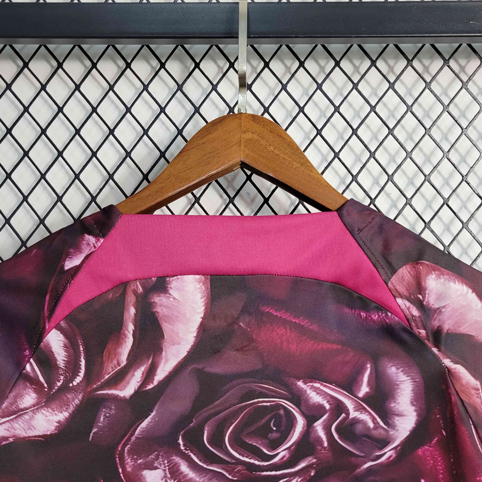 2023/24 PSG Rose Special Edition