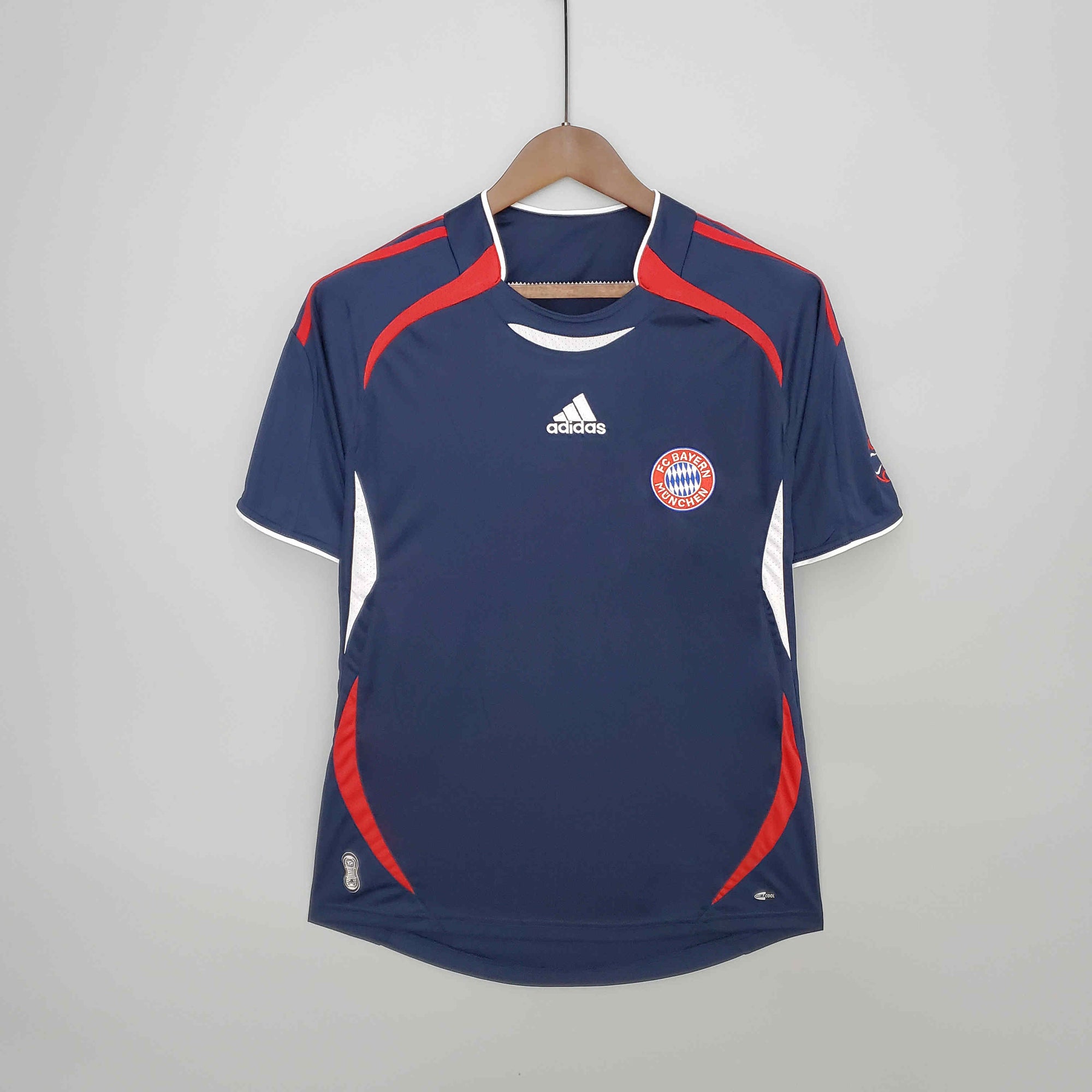 Bayern Munich "Teamgeist" series Royal Blue