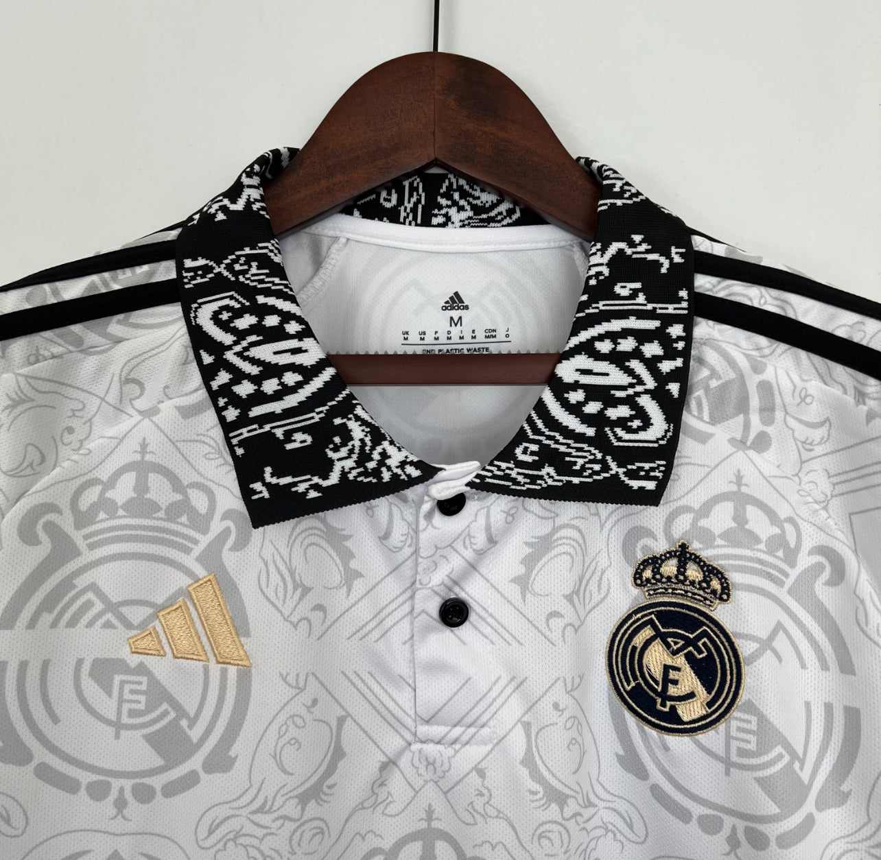 Real Madrid Jersey 2023/24 -  (Custom Name & Number)