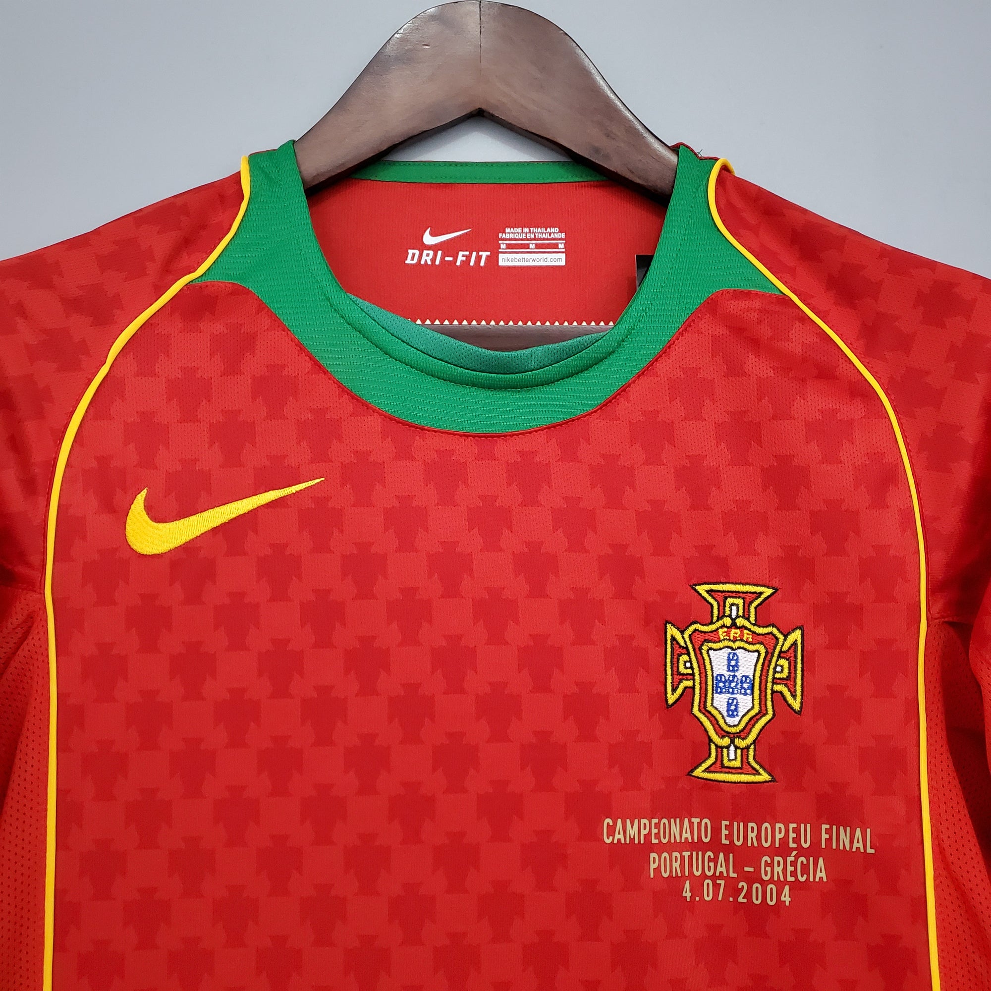 Retro Portugal 2004 home