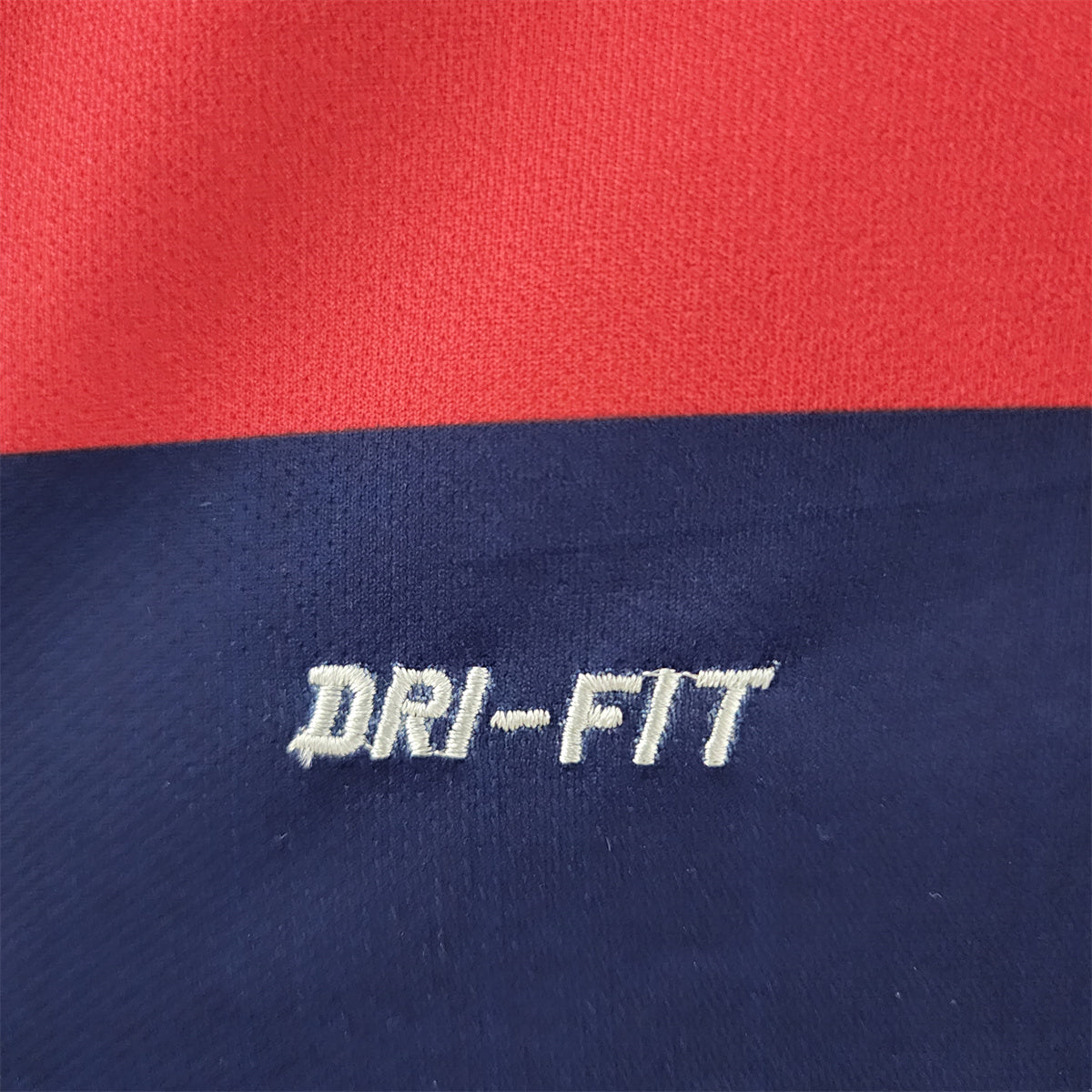 Retro 2015/16 Barcelona home
