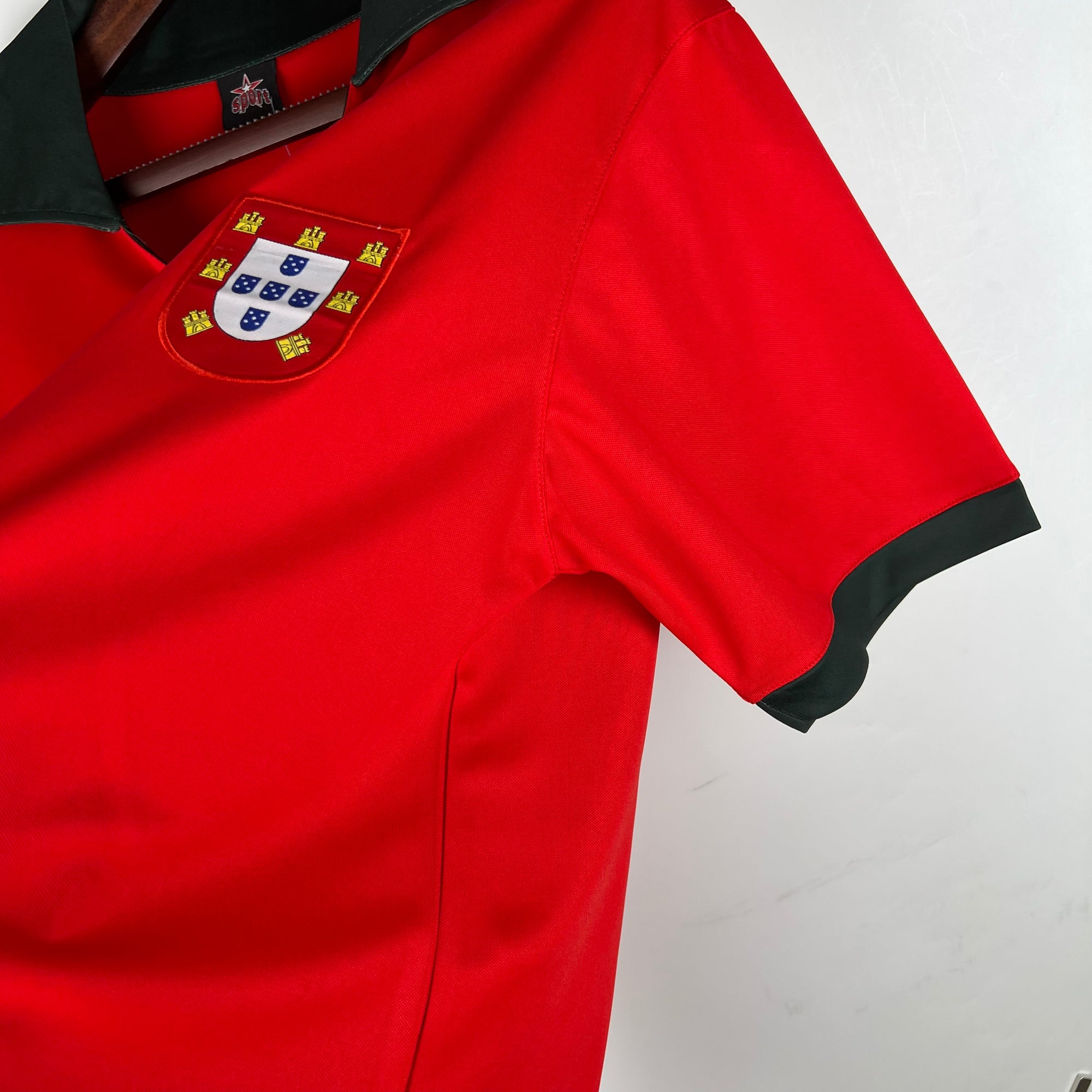 Retro Portugal 1972 Home