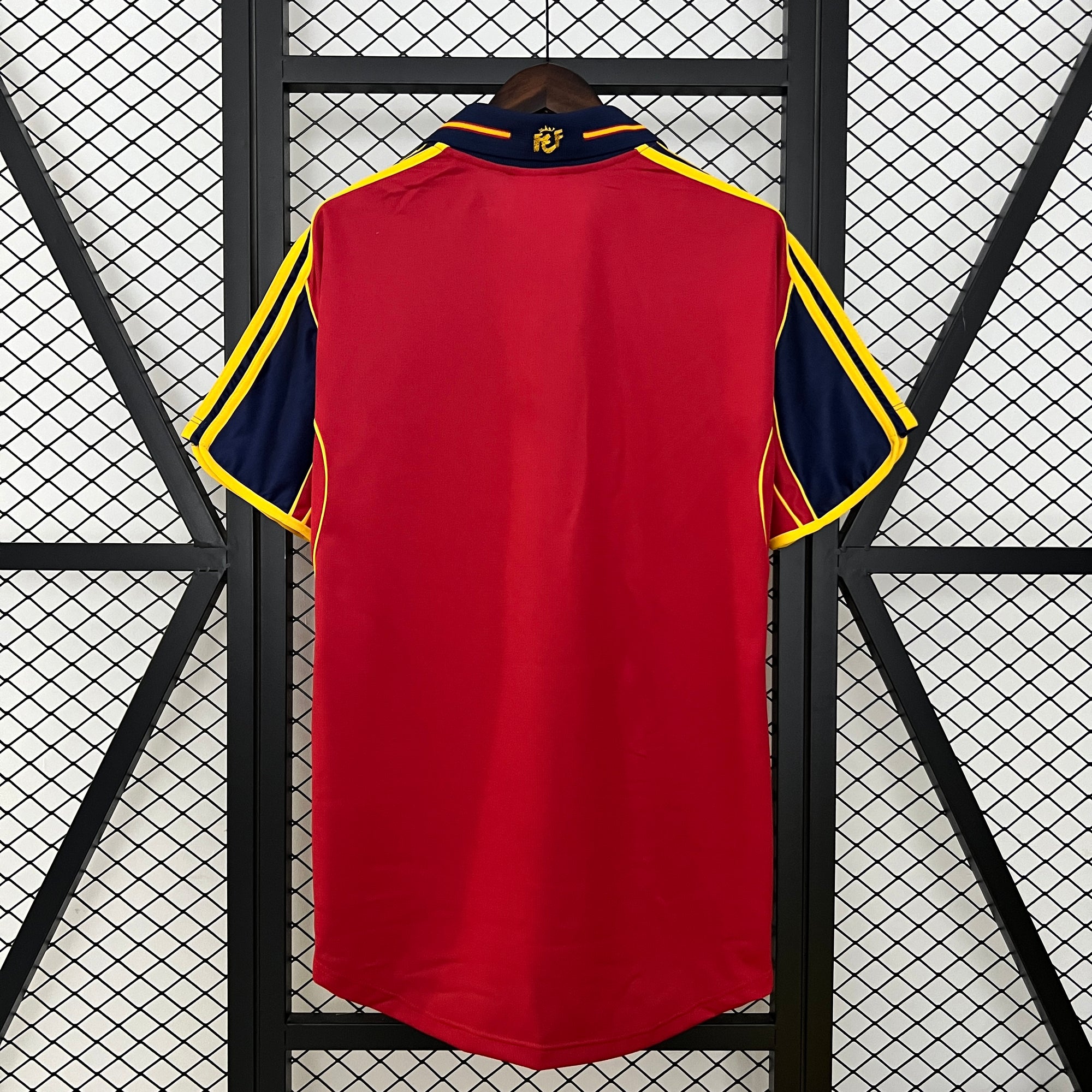 Retro Spain 2000 Home