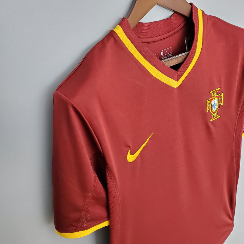 Retro 2000 Portugal home