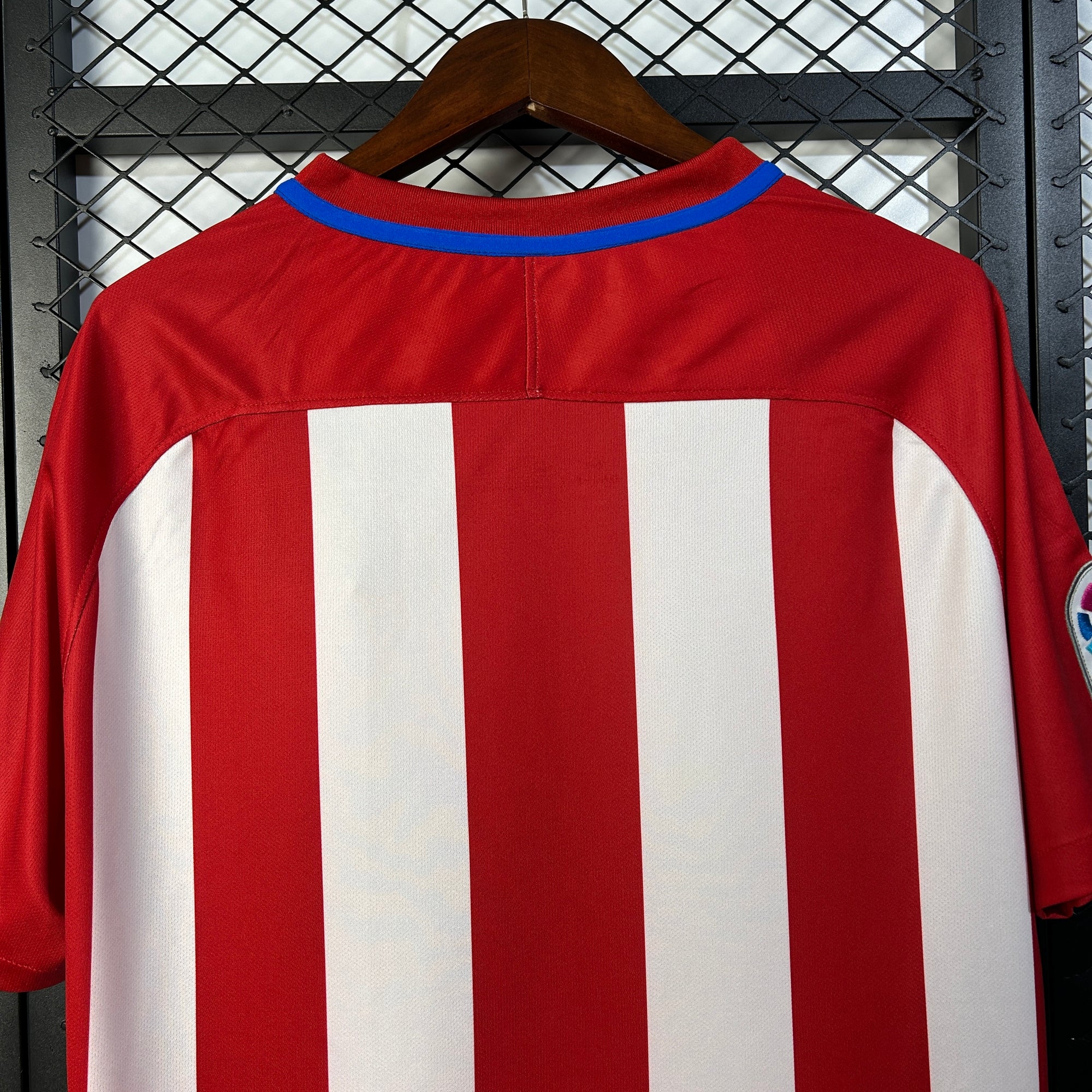 Retro 2016/17 Atletico Madrid home