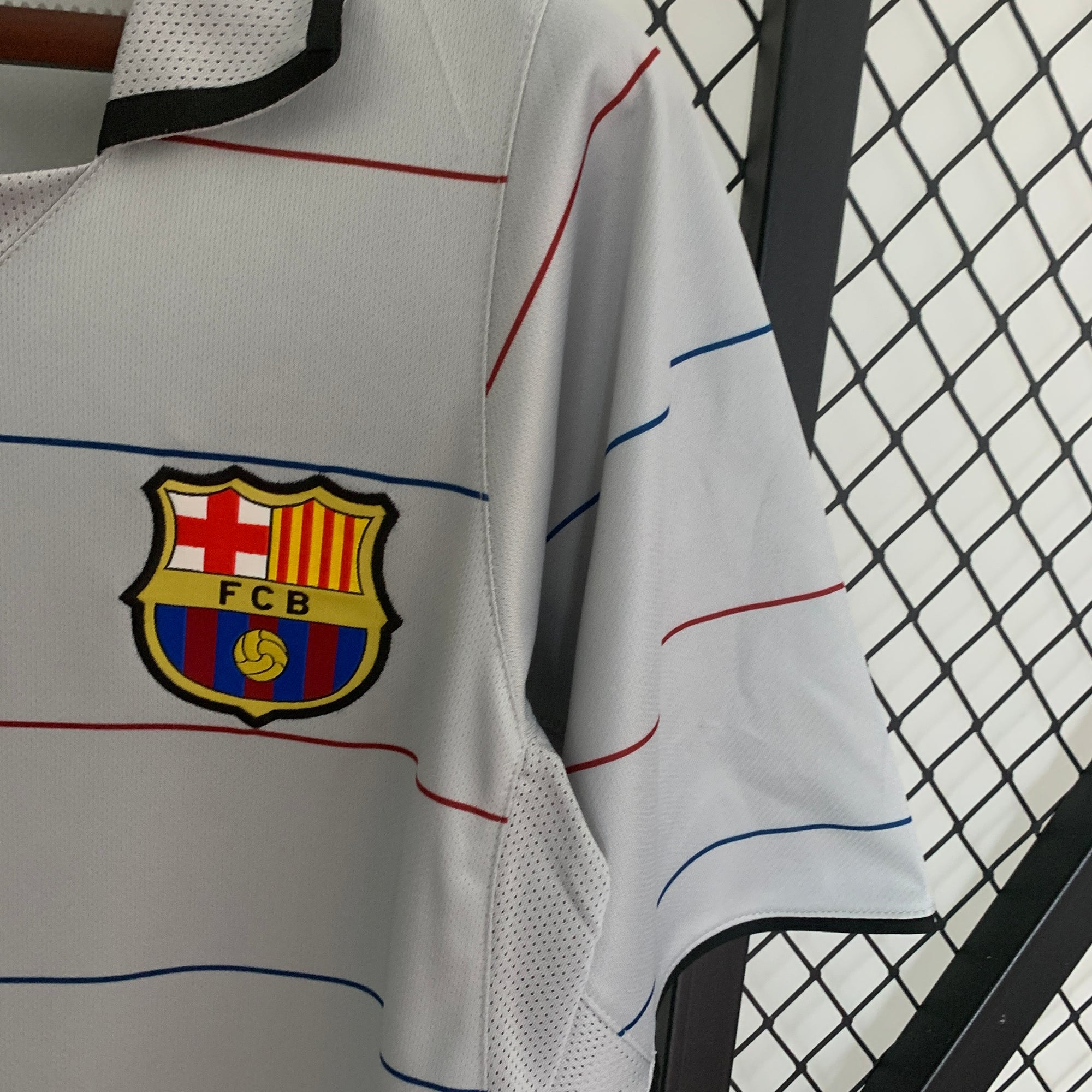 Retro Barcelona 2003/04 Away
