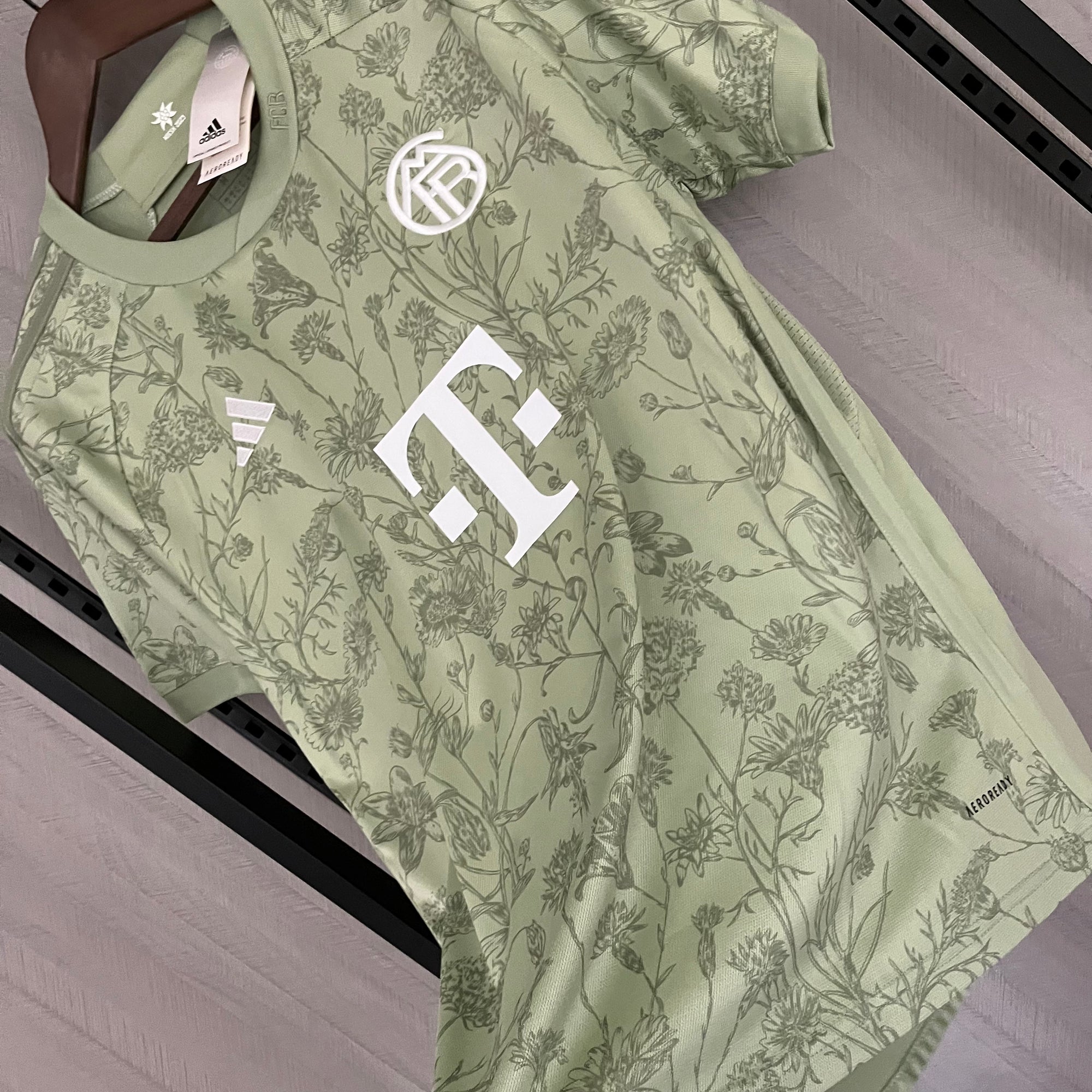 2023/24 Bayern Special Edition Green