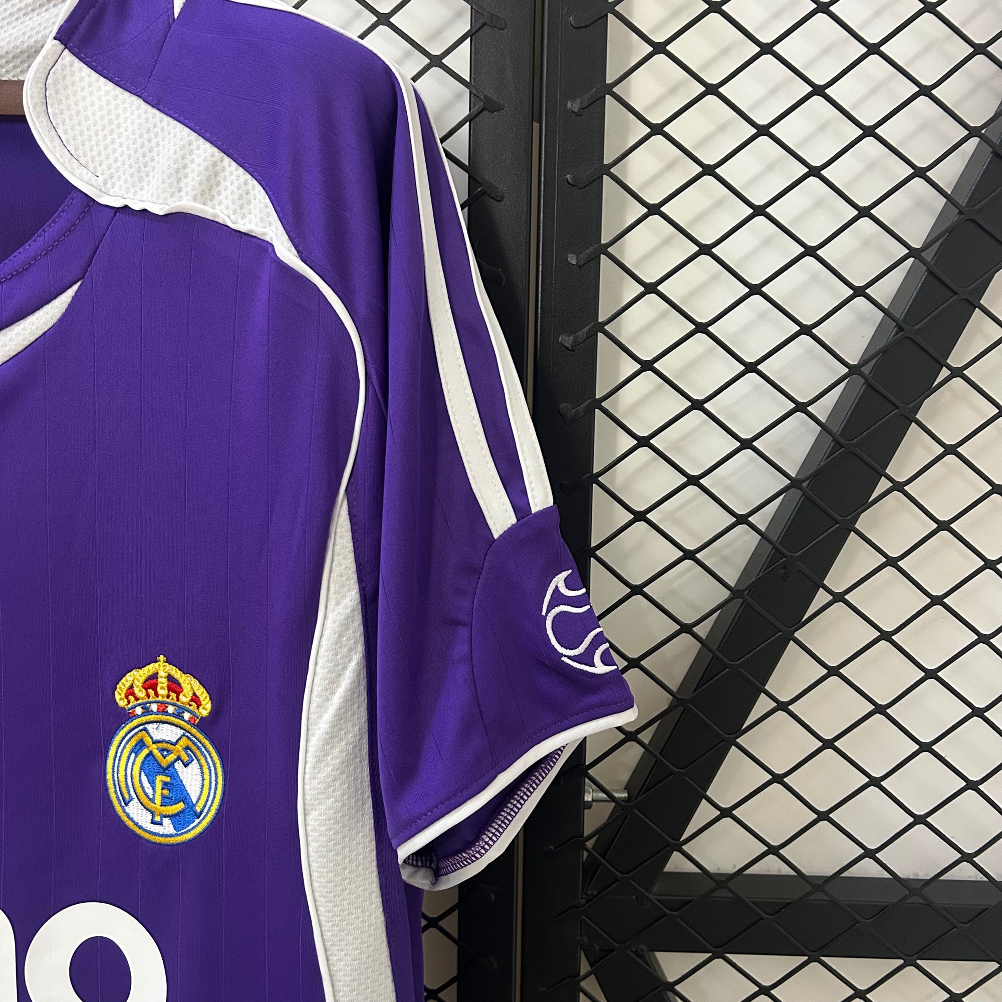 Retro Real Madrid 2006/07 Third away