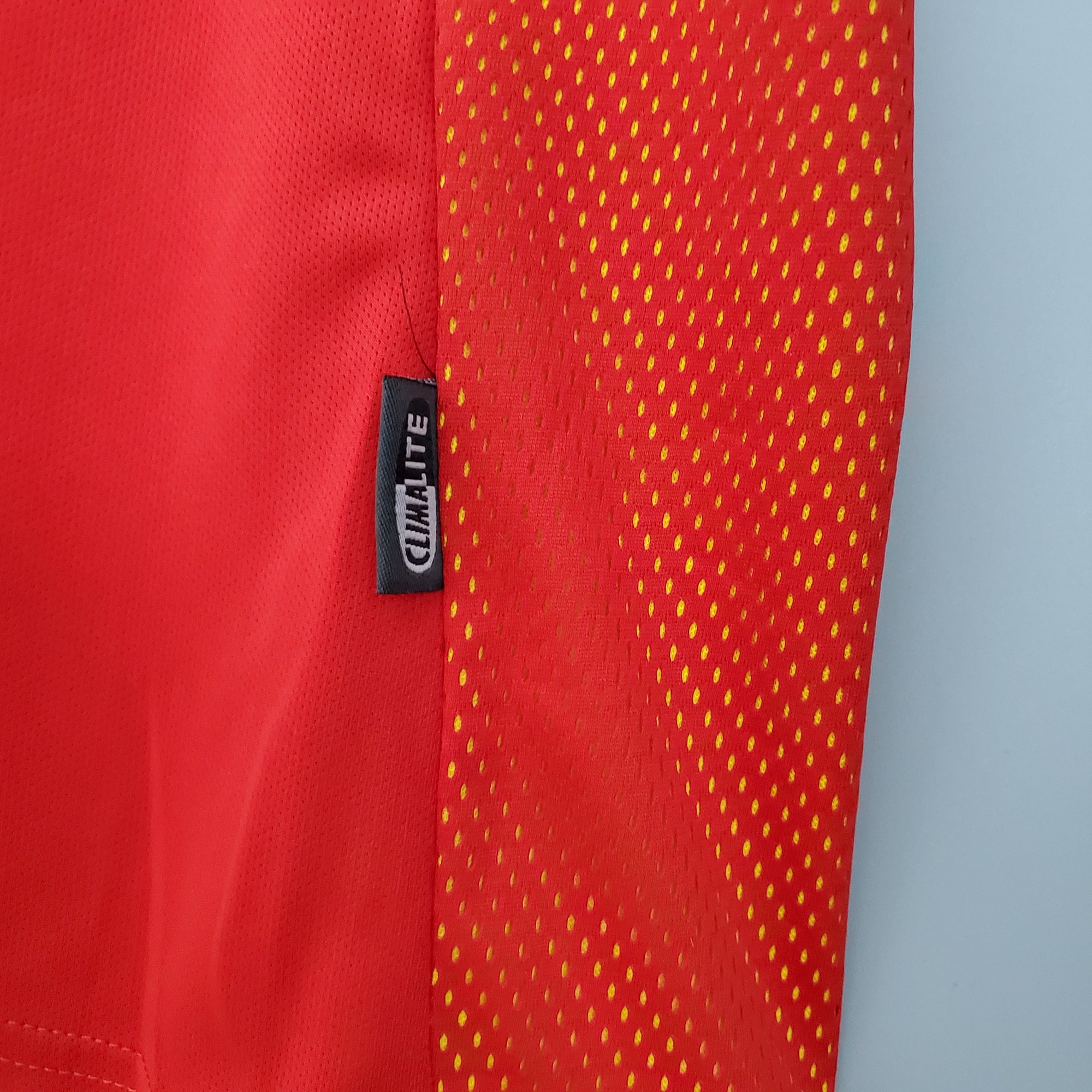 Retro Spain 2002 home