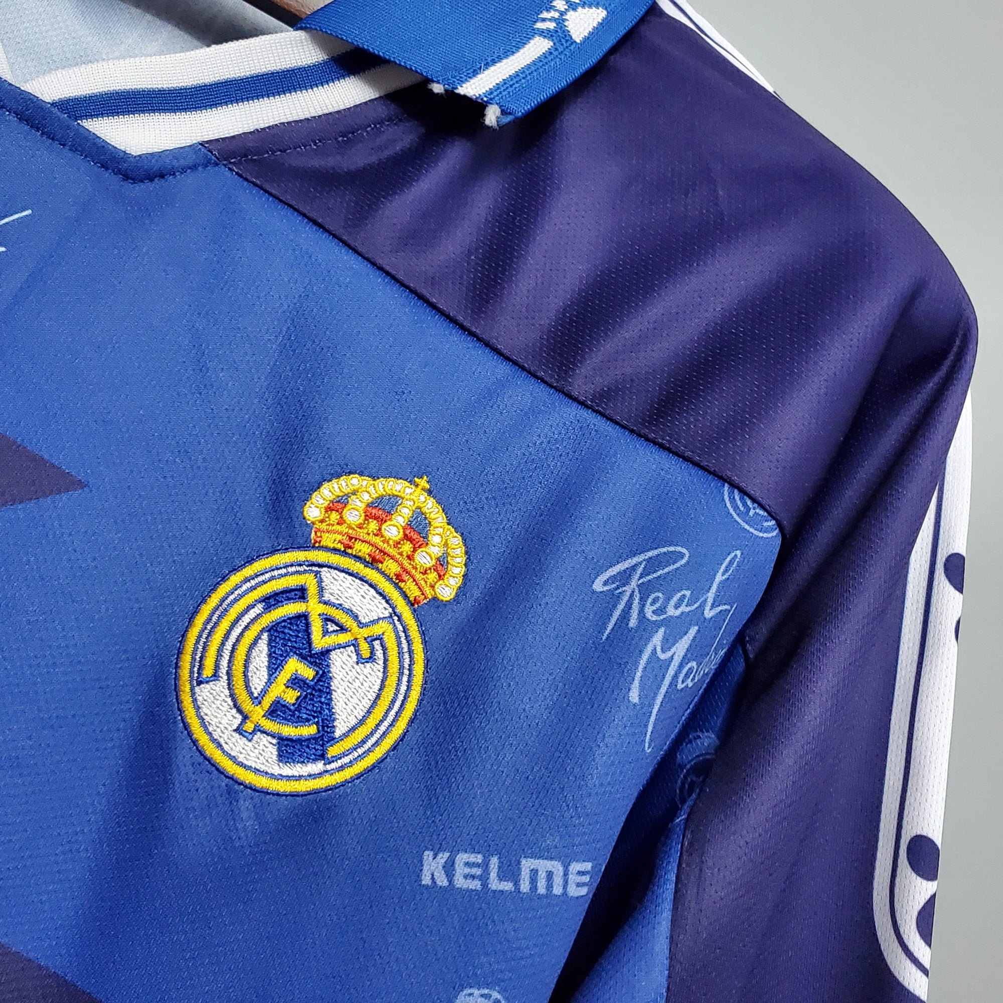 Retro Real Madrid 1994/96 away