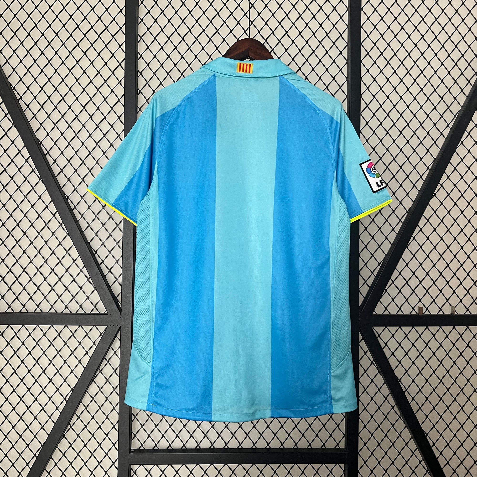 Retro Barcelona 2007/08 Away