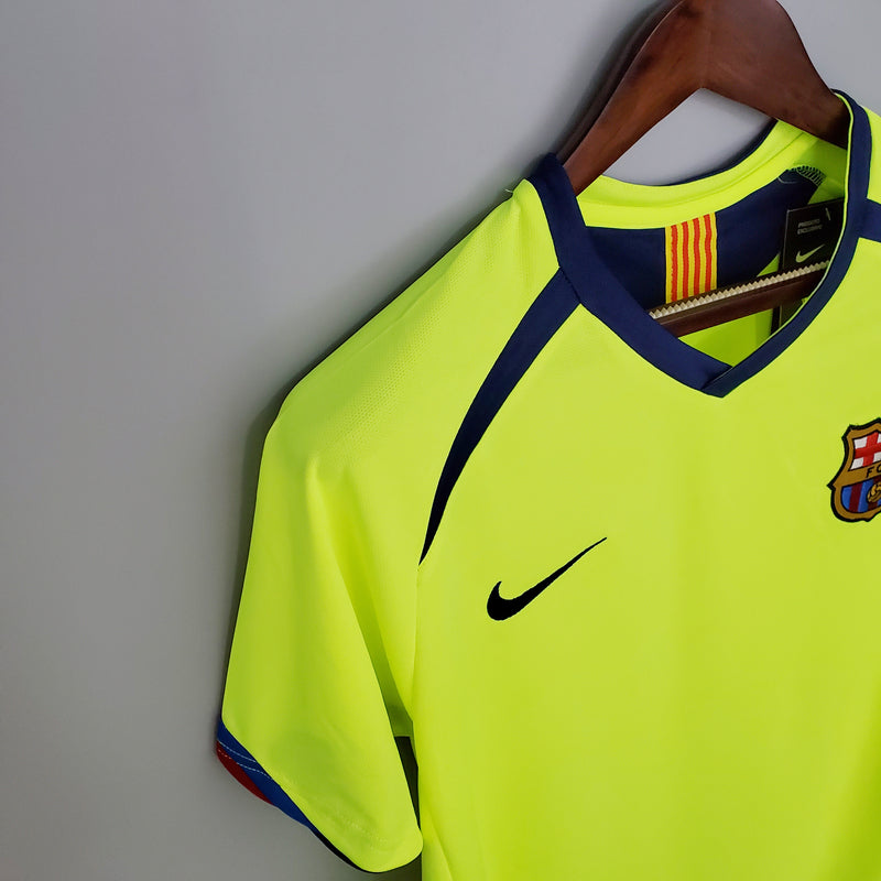 Retro Barcelona 2005/06 away