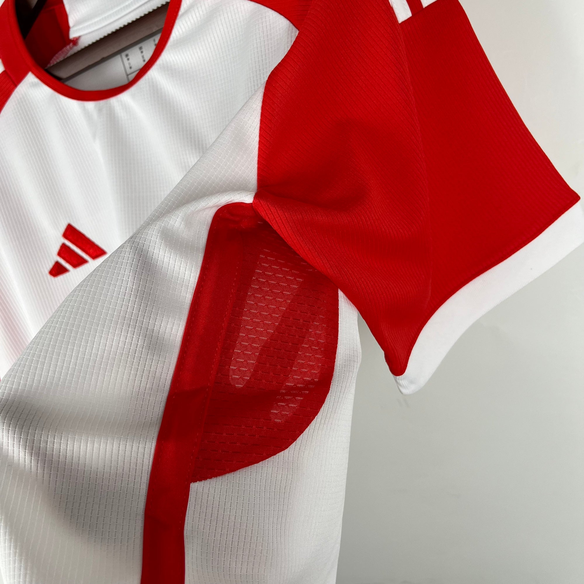 FC Bayern München Jersey 2023/24-(Custom Name & Number)