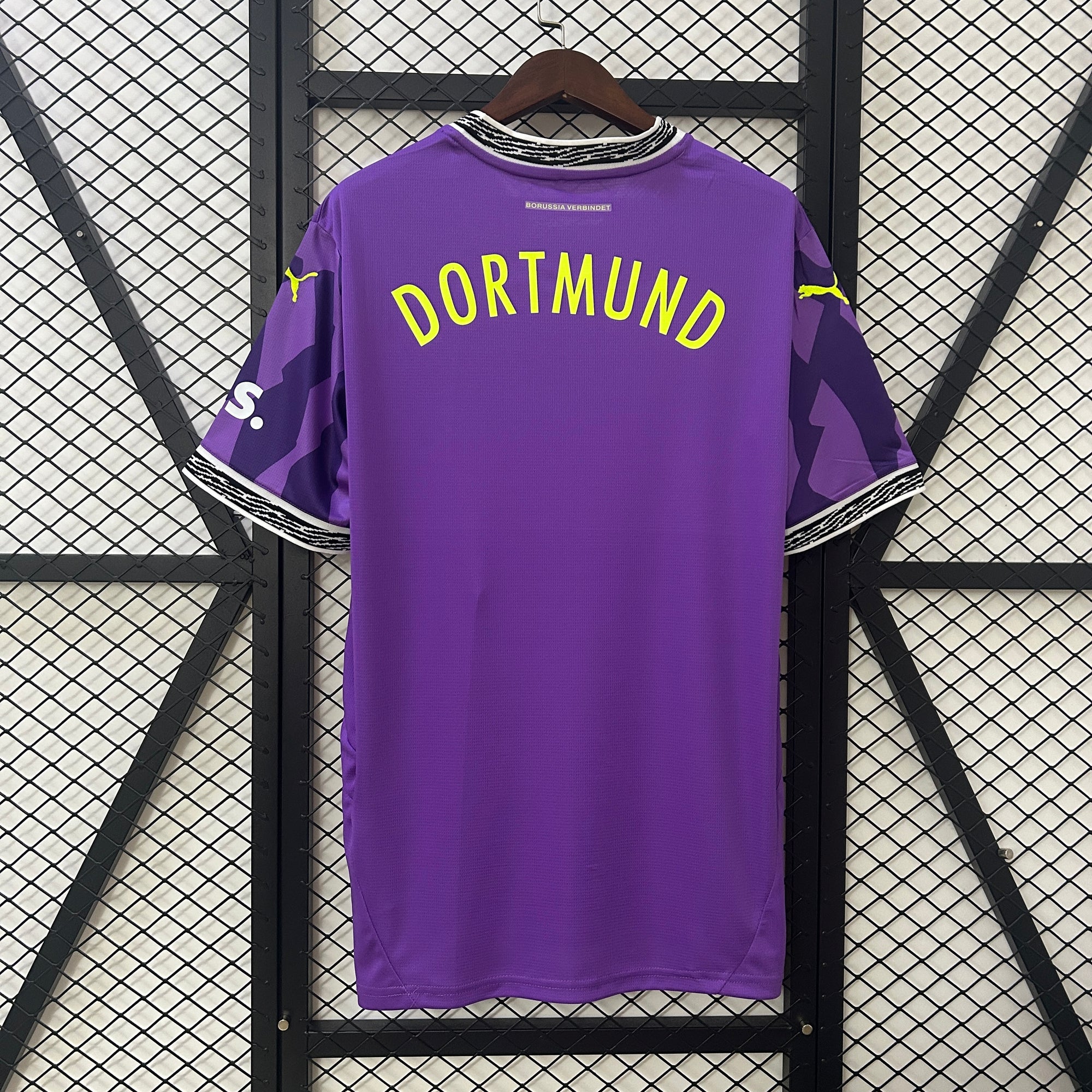 Borussia Dortmund Jersey 2024/25 -(Custom Name & Number)