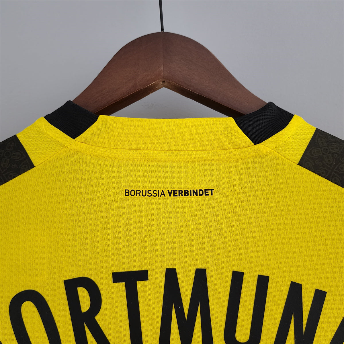 Borussia Dortmund Jersey 2022/23 -(Custom Name & Number)