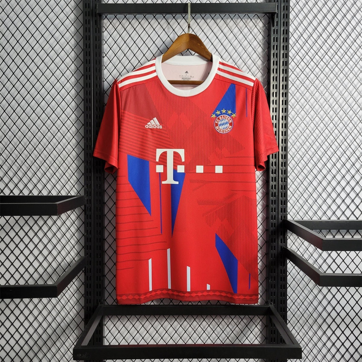 FC Bayern München Jersey 2022/23-(Custom Name & Number)   Ai trimis