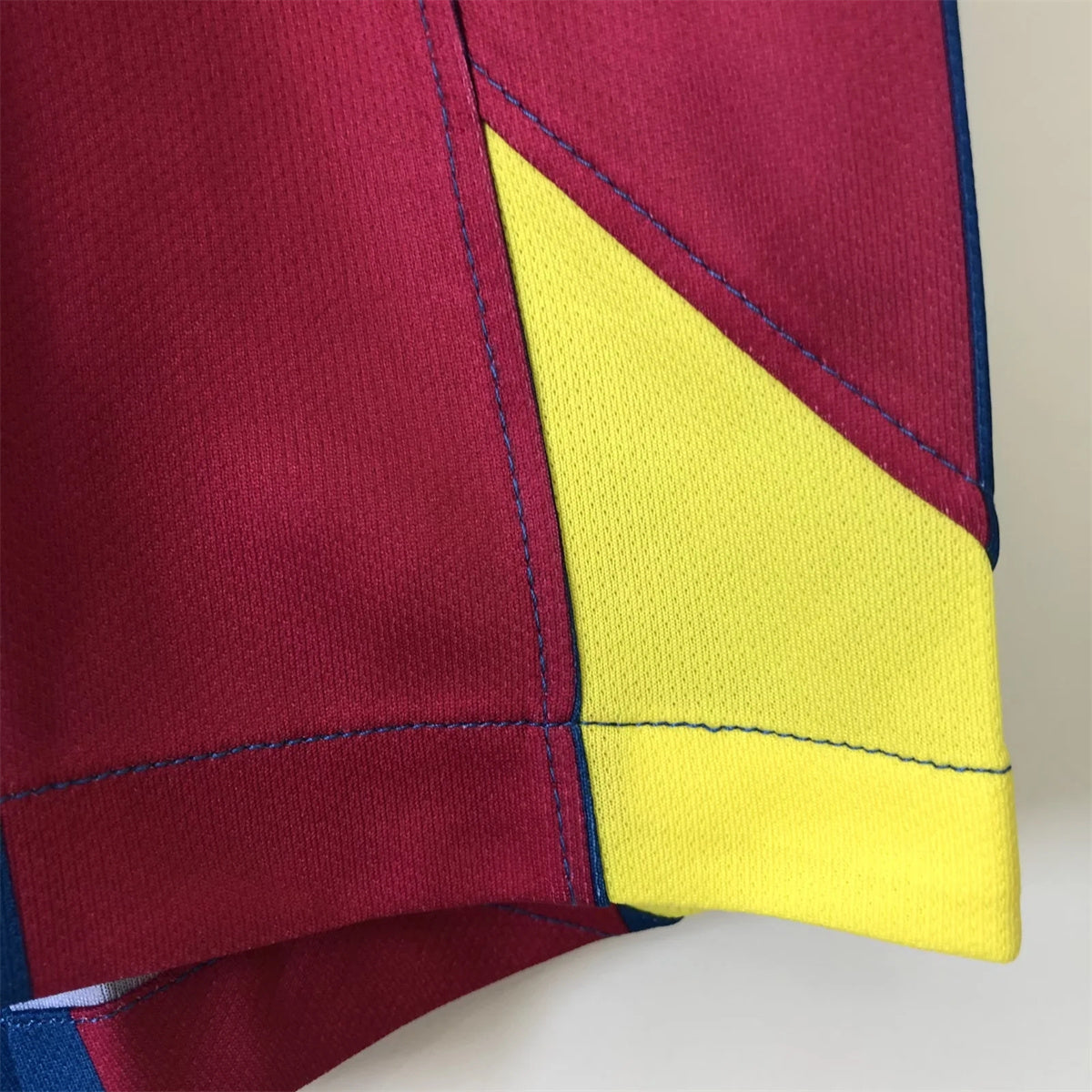 Retro barcelona 2005/06 home