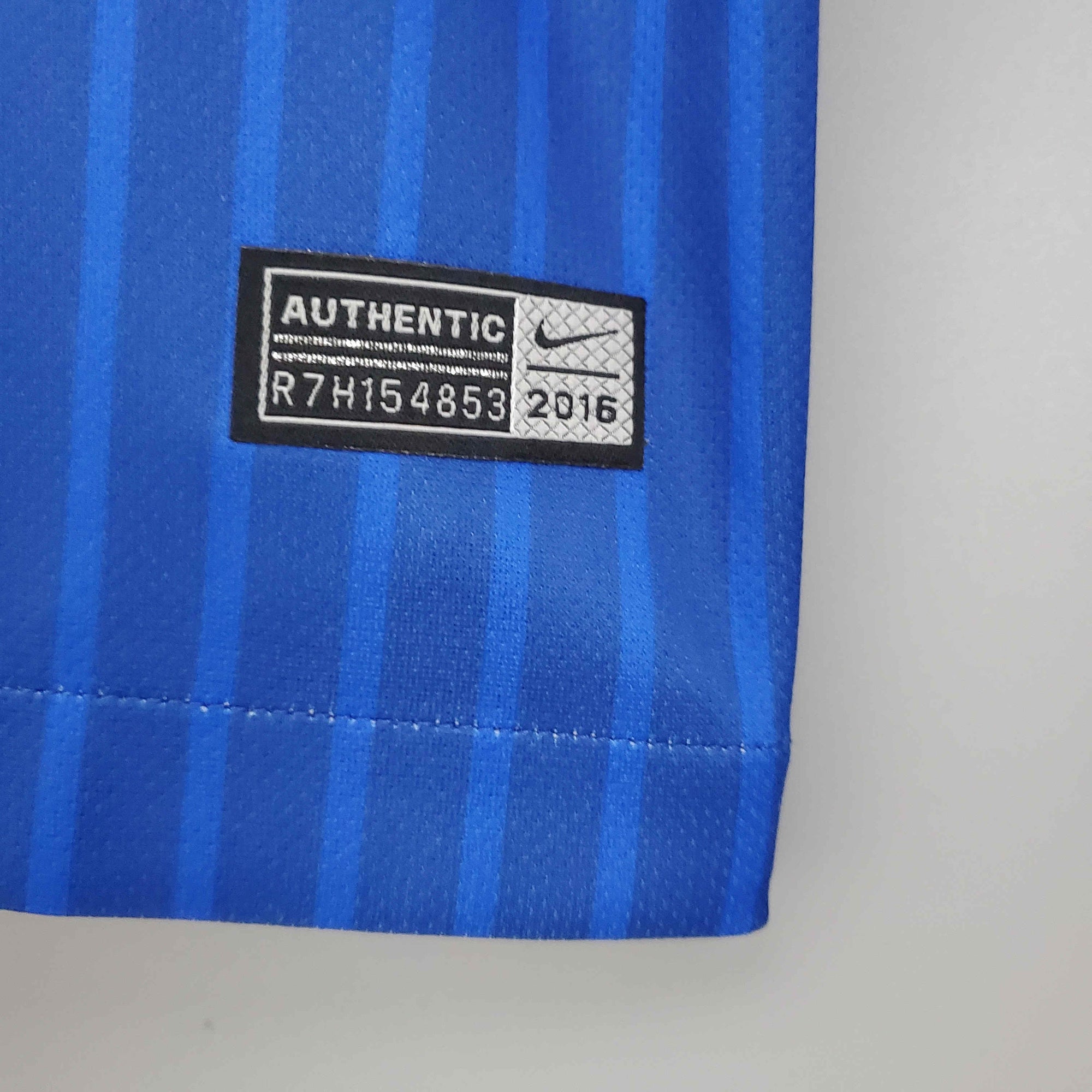 Retro Barcelona 2016/17 home