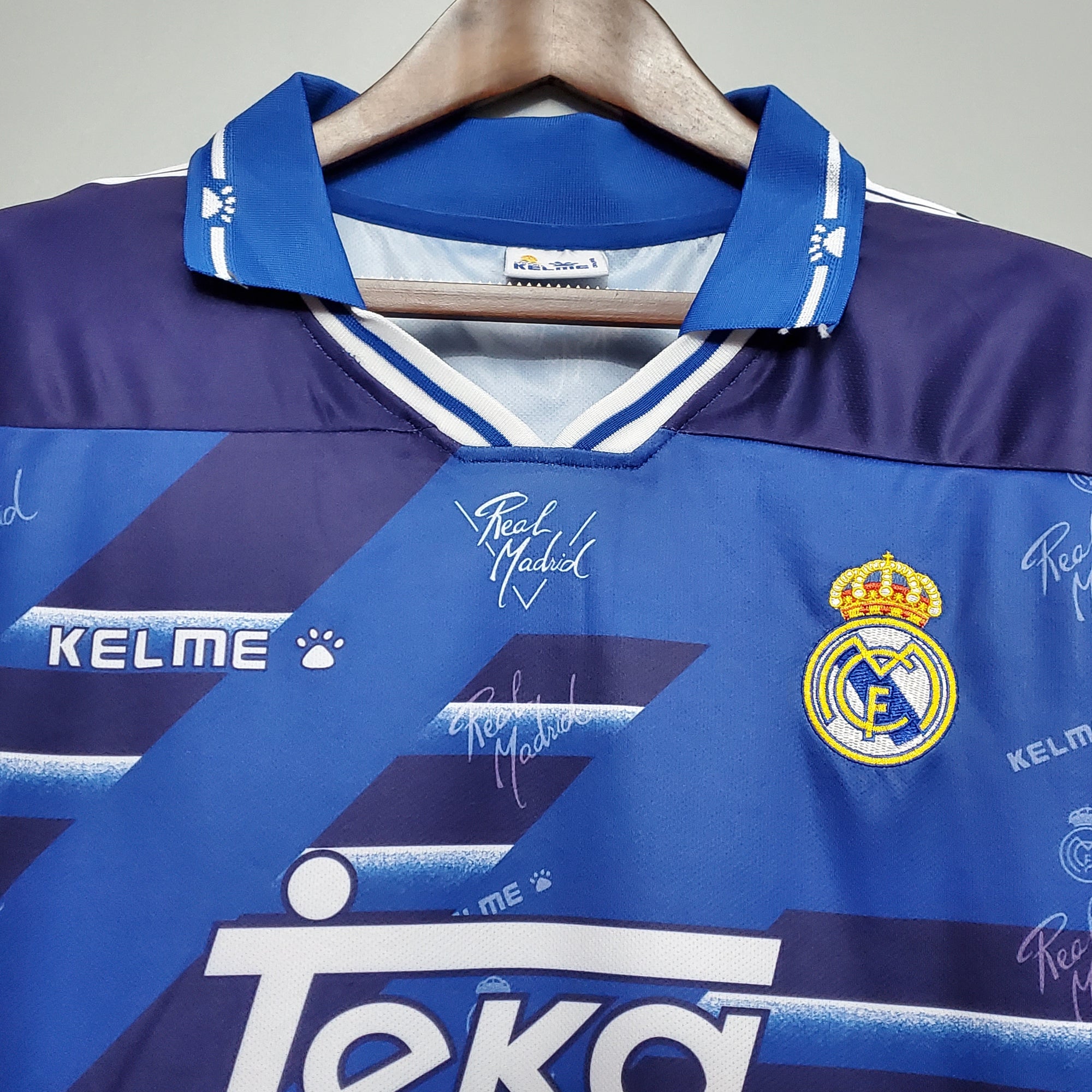 Retro Real Madrid 1994/96 away