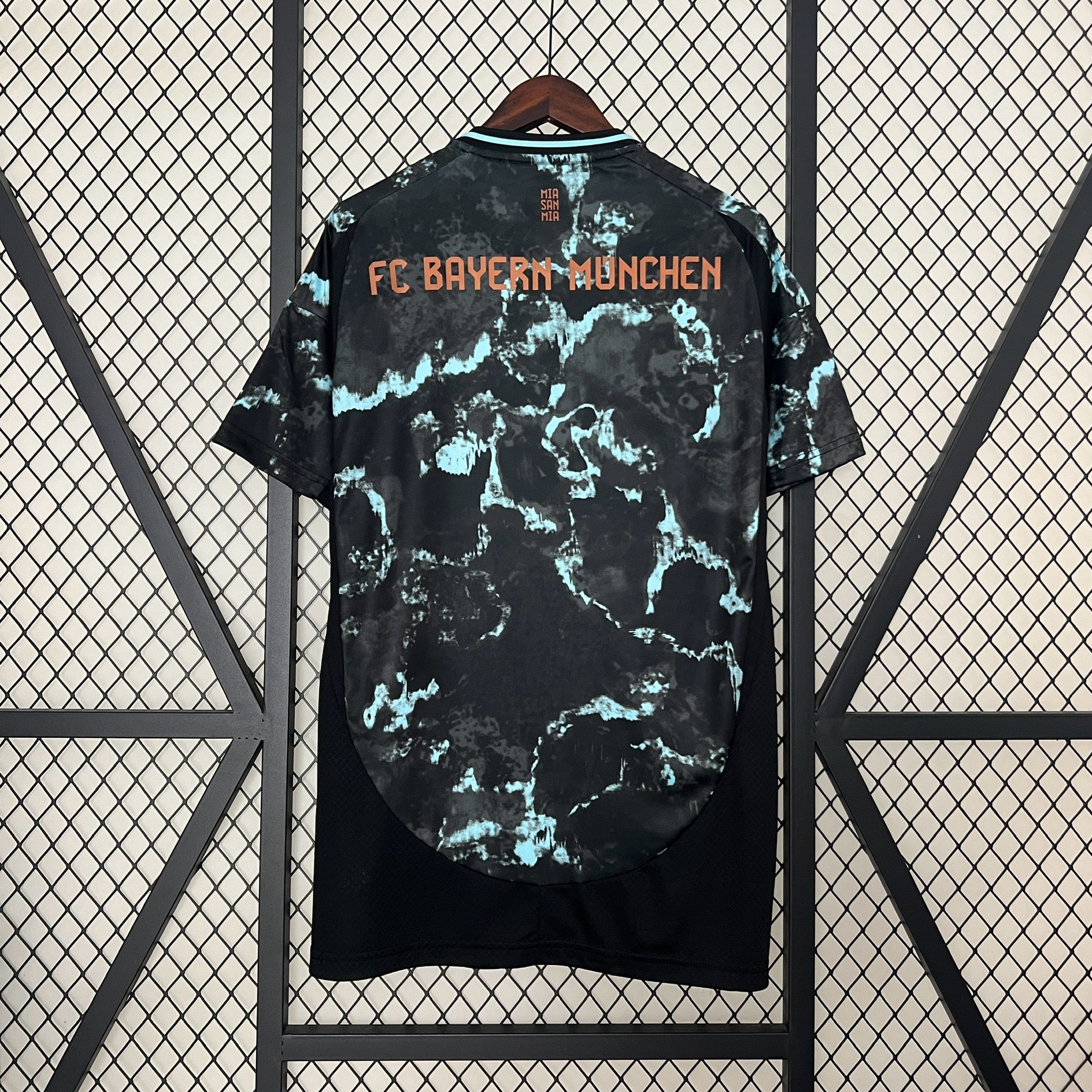 FC Bayern München Jersey 2024/25-(Custom Name & Number)