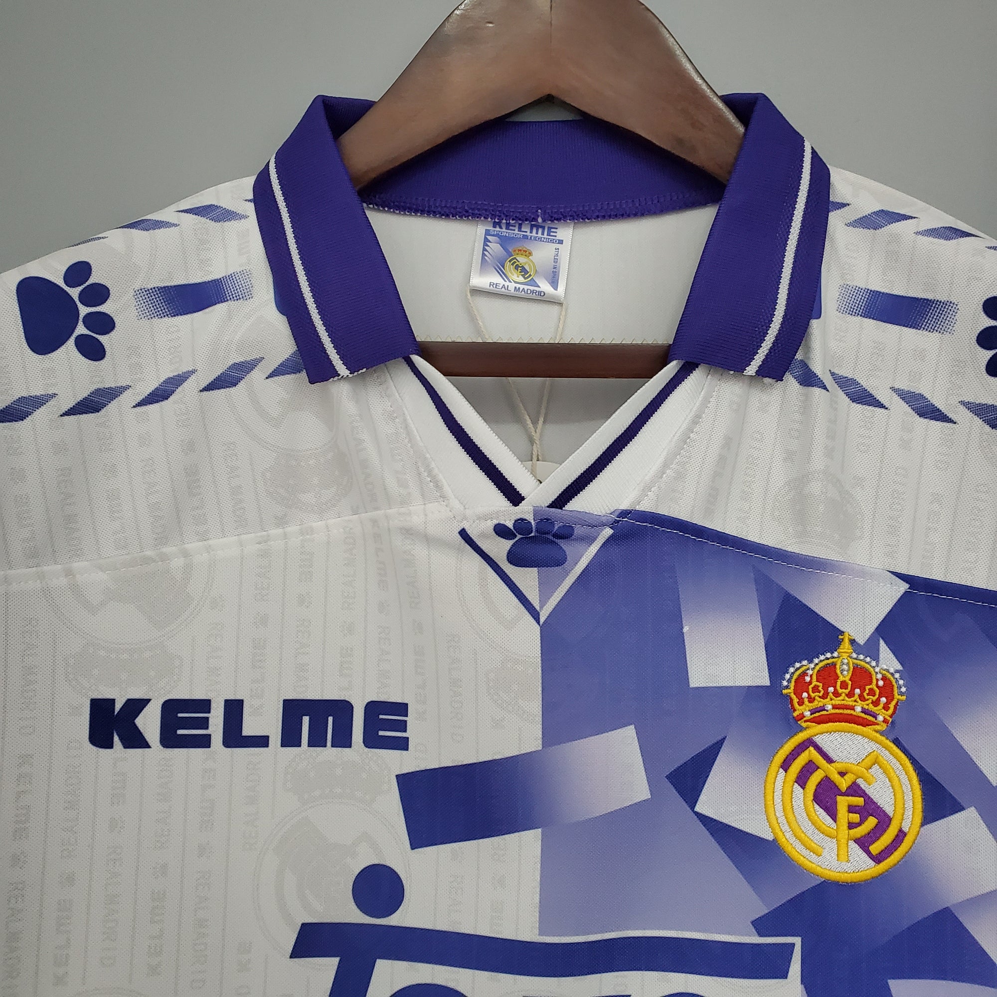 Retro Real Madrid 1996/97 third away