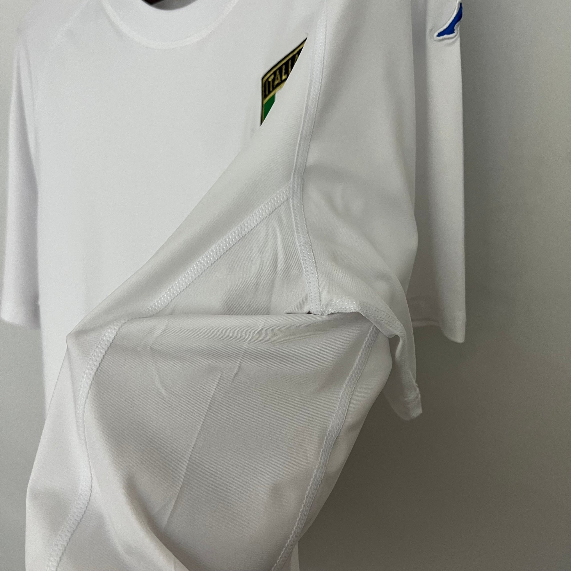 Retro Italy 2000 Away