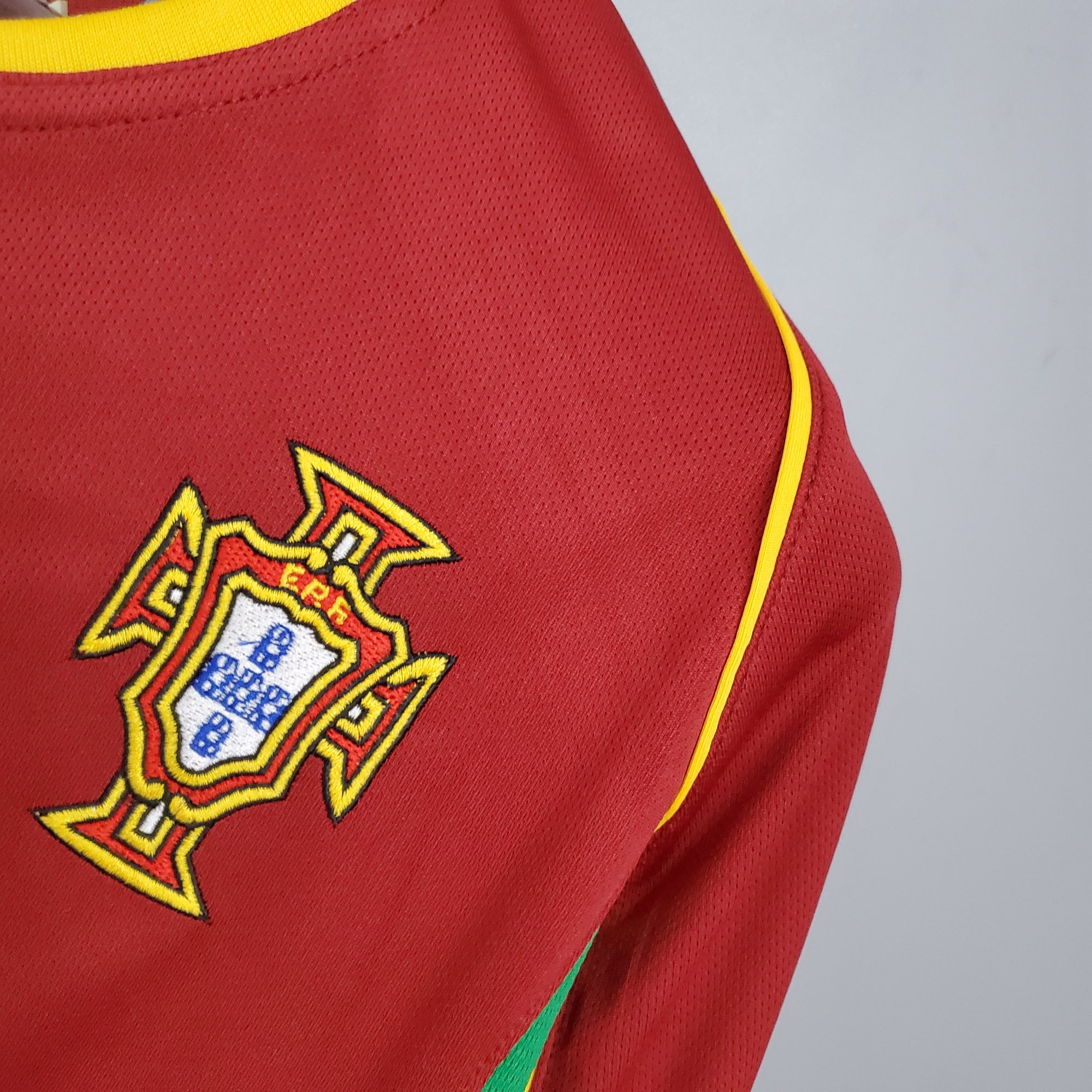 Retro Portugal 2002 home