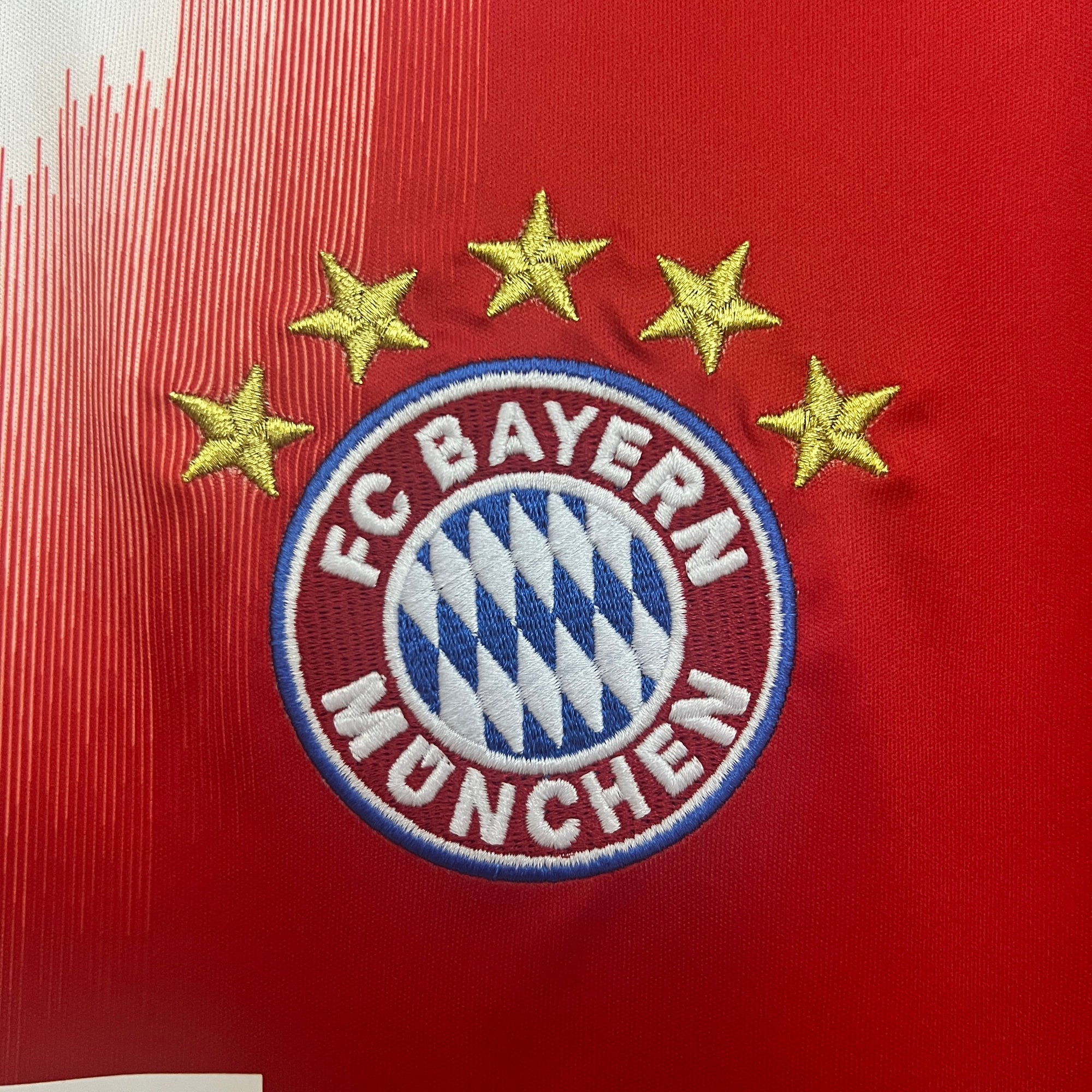 FC Bayern München Jersey 2025/26-(Custom Name & Number)