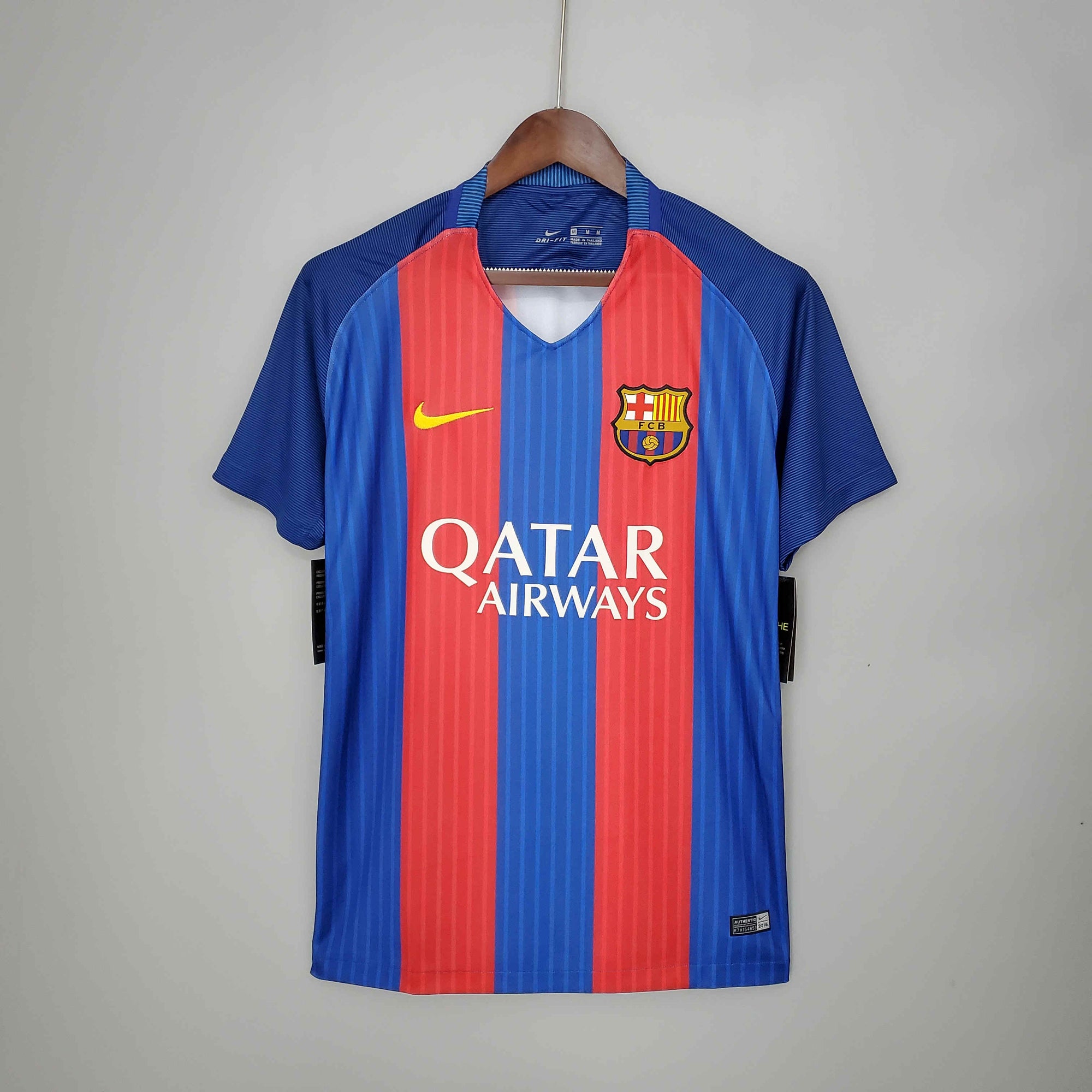 Retro Barcelona 2016/17 home