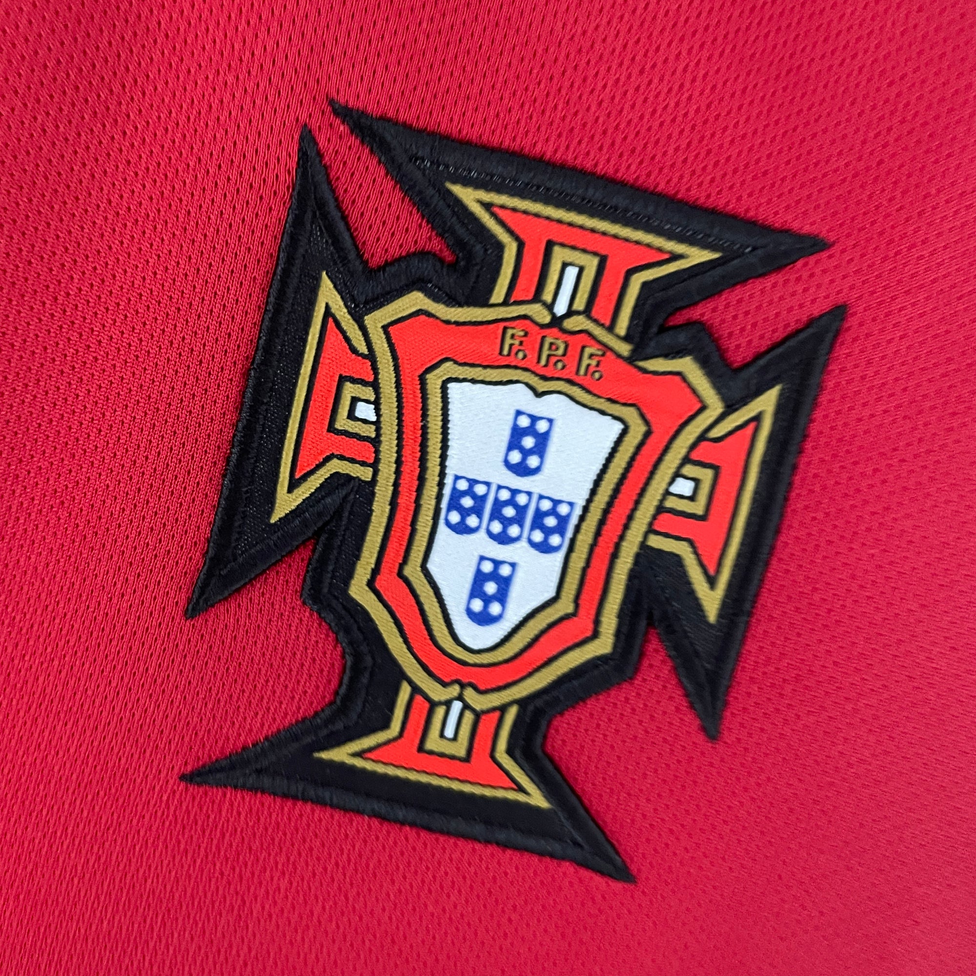 Retro Portugal 2006 home