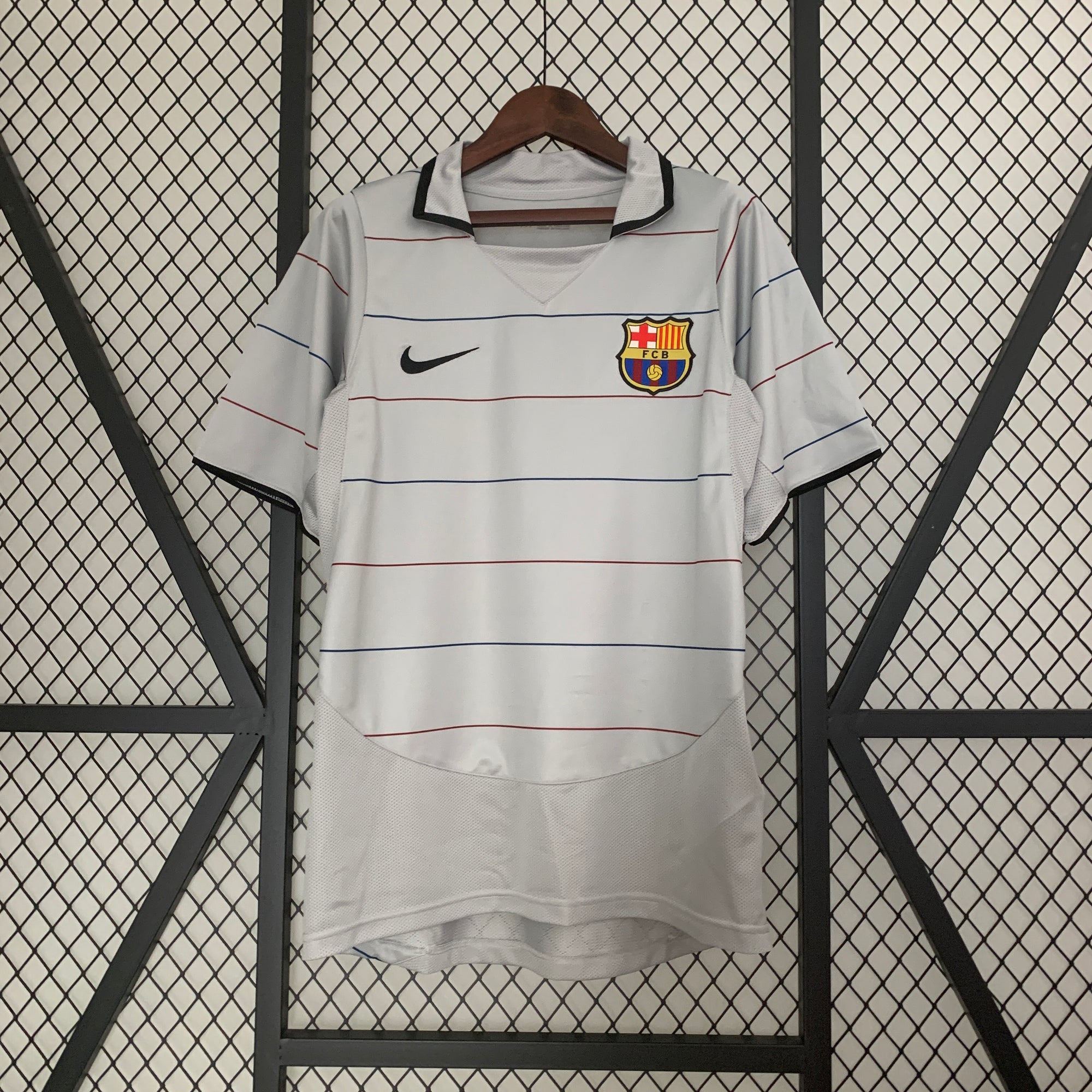 Retro Barcelona 2003/04 Away