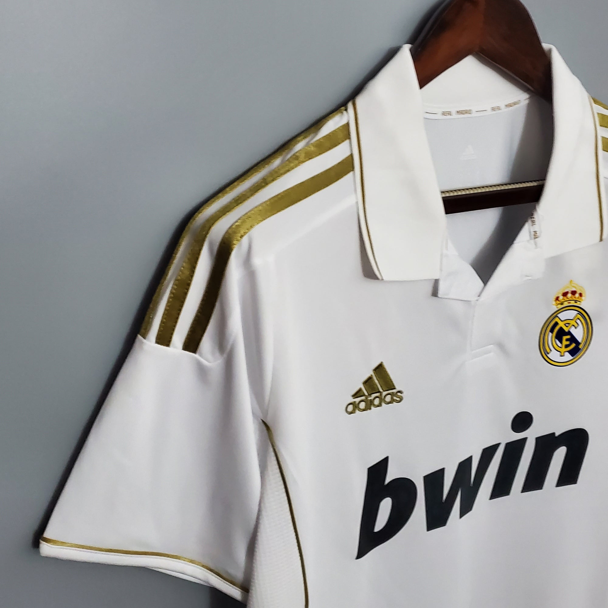 Retro Real Madrid 2011/12 home