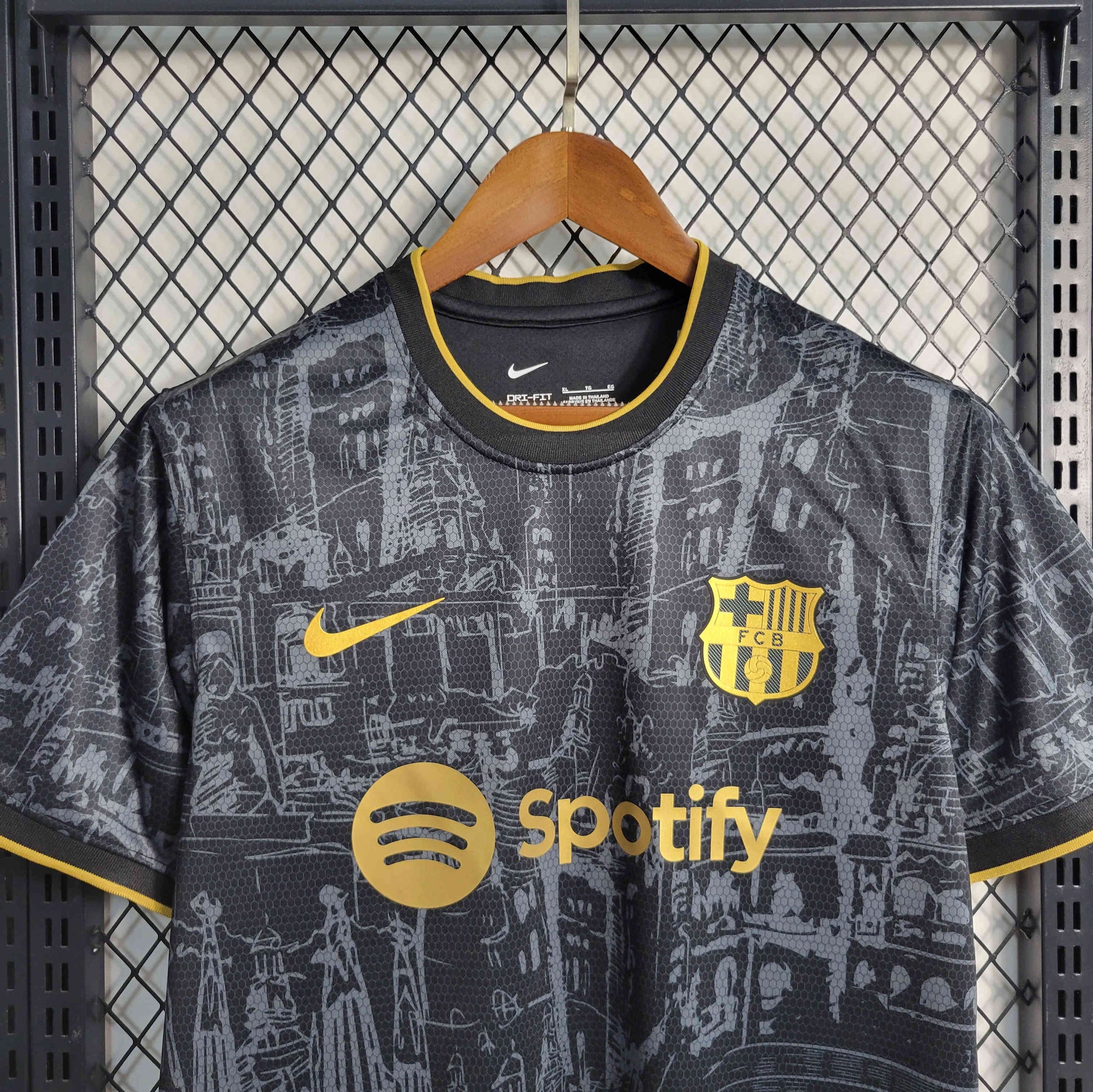 2023-24 Barcelona Black Gold Special Edition