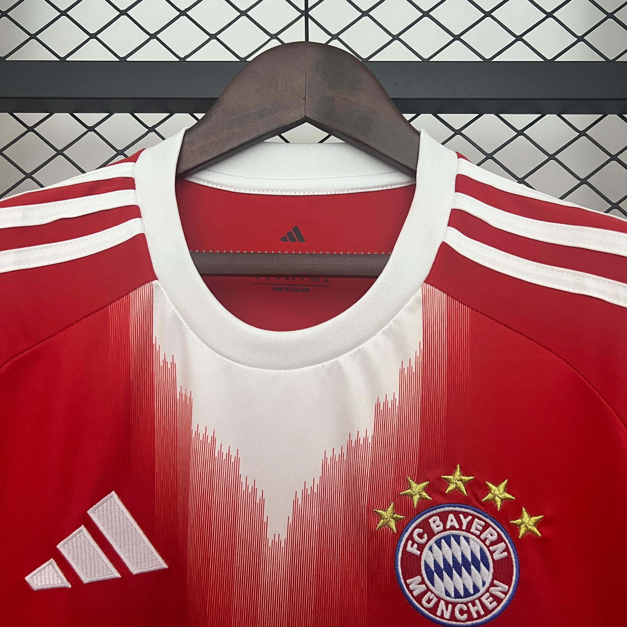 FC Bayern München Jersey 2025/26-(Custom Name & Number)
