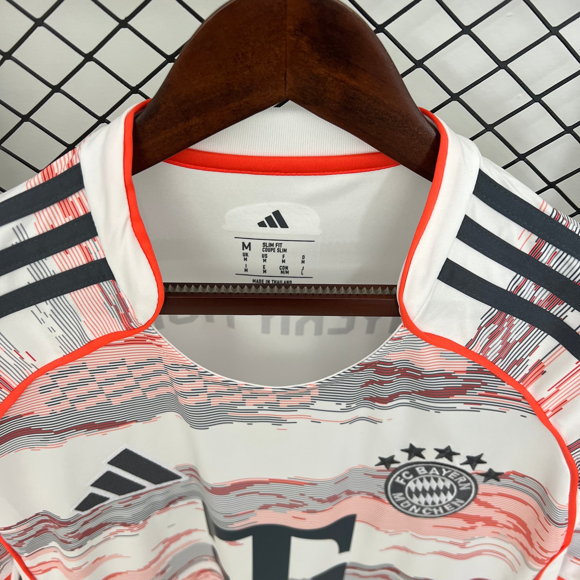 FC Bayern München Jersey 2025/26-(Custom Name & Number)