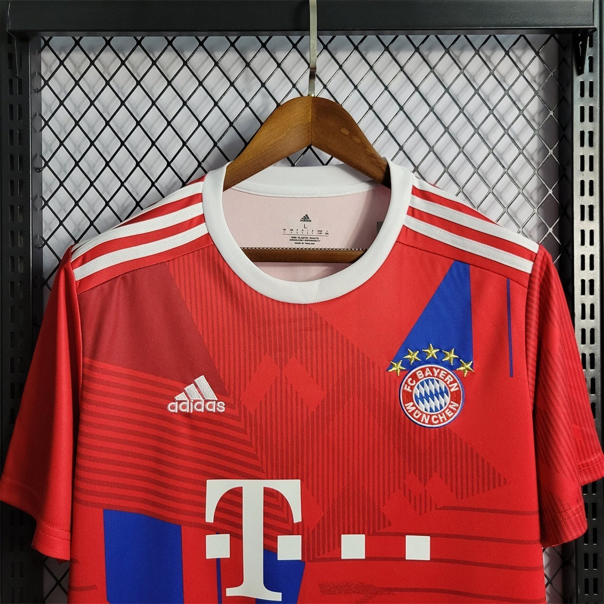 FC Bayern München Jersey 2022/23-(Custom Name & Number)   Ai trimis