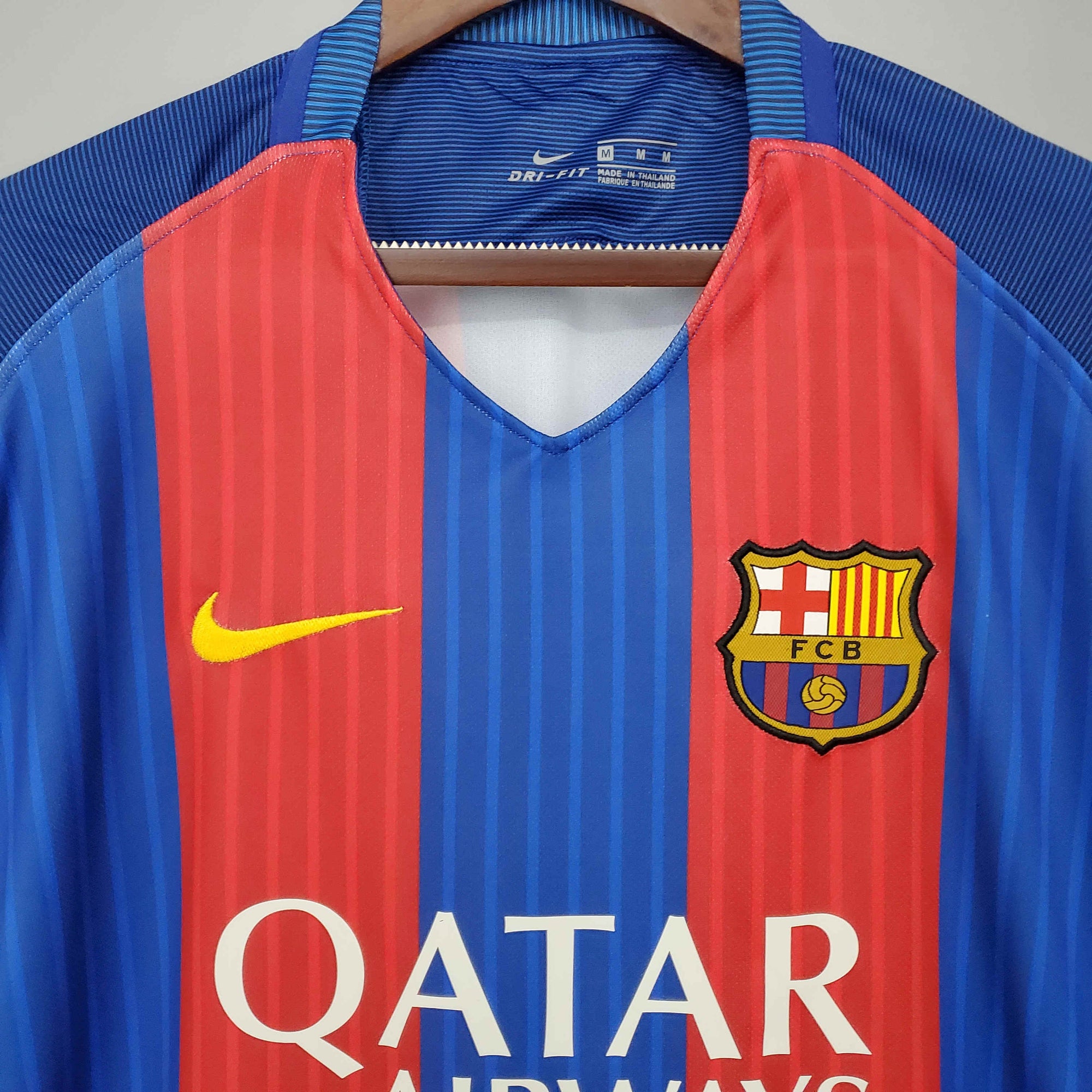 Retro Barcelona 2016/17 home