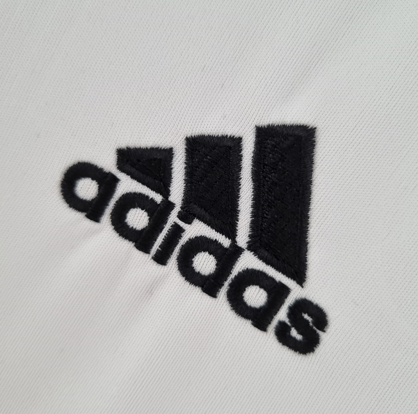 Real Madrid Jersey  2022/23- (Custom Name & Number)